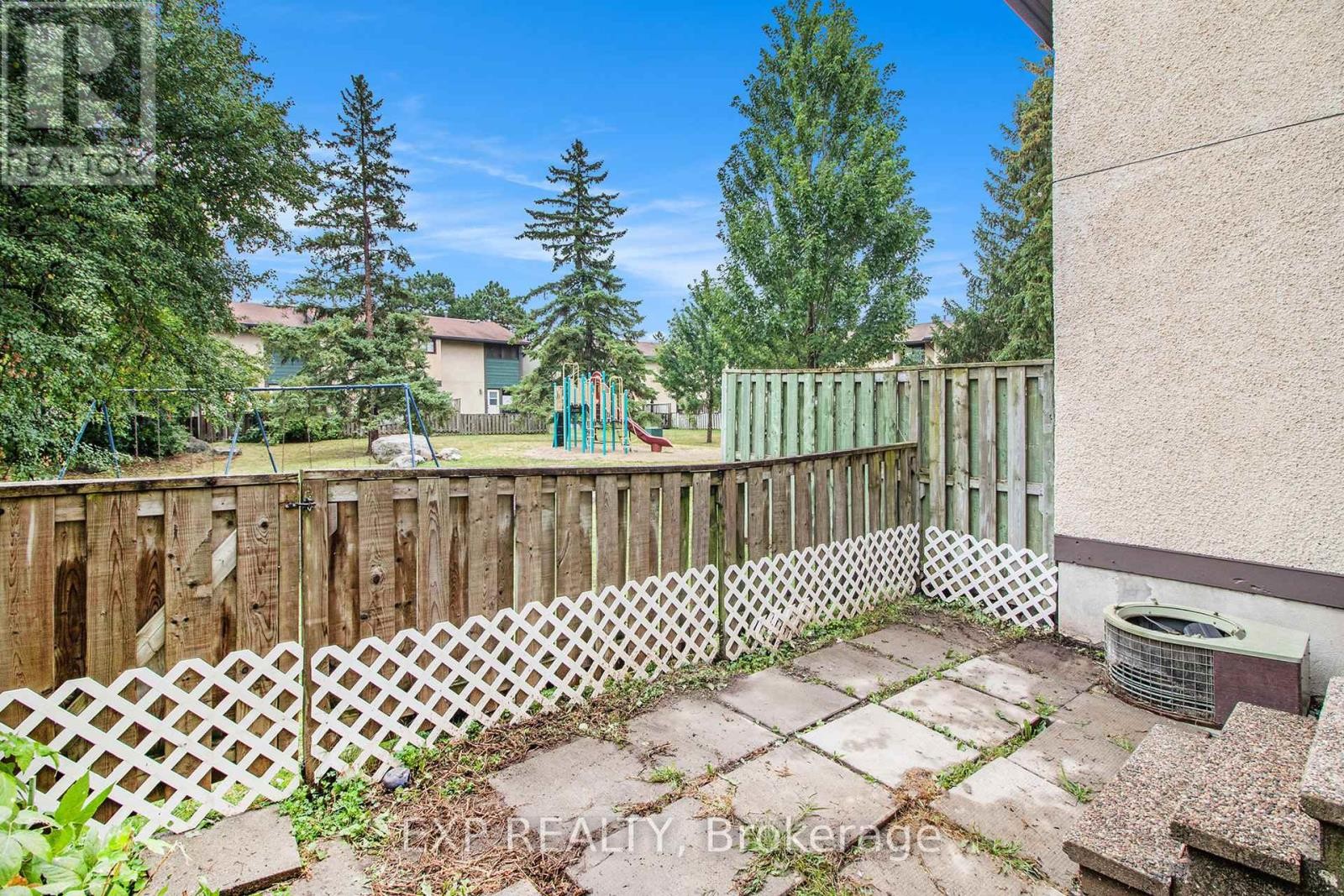 












1687 MEADOWBROOK ROAD

,
Ottawa,




Ontario
K1B4W6

