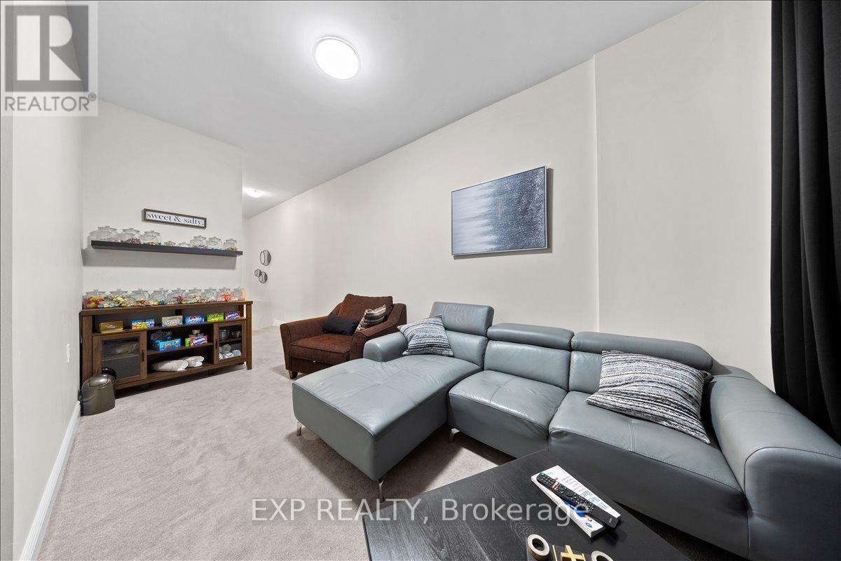 












13 LEBLANC STREET

,
Carleton Place,




Ontario
K7C0L2

