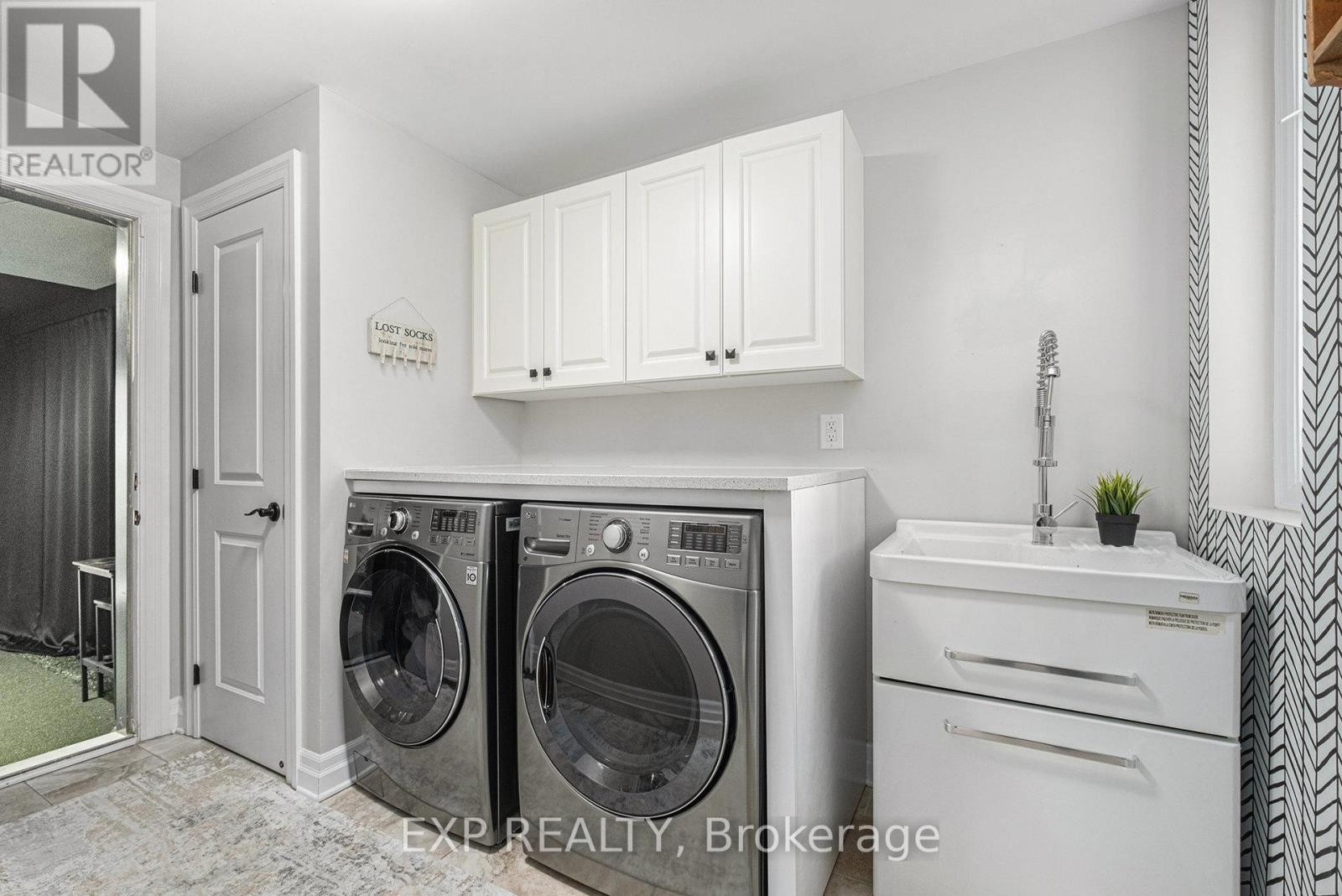 












386 ANDALUSIAN CRESCENT

,
Ottawa,




Ontario
K2V0C3

