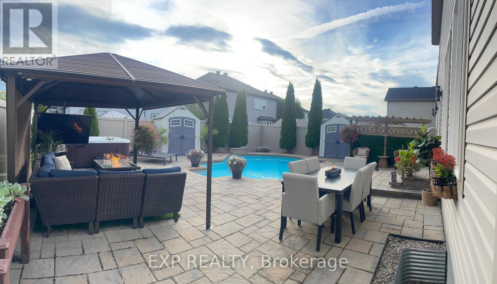 












386 ANDALUSIAN CRESCENT

,
Ottawa,




Ontario
K2V0C3

