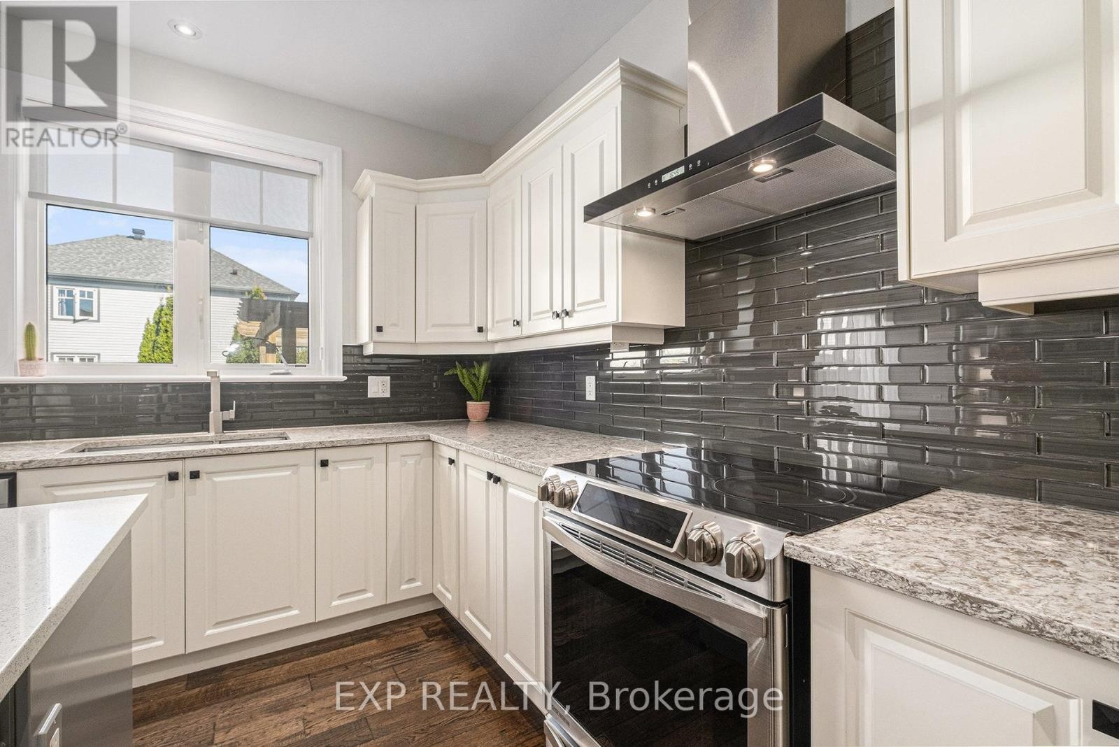 












386 ANDALUSIAN CRESCENT

,
Ottawa,




Ontario
K2V0C3

