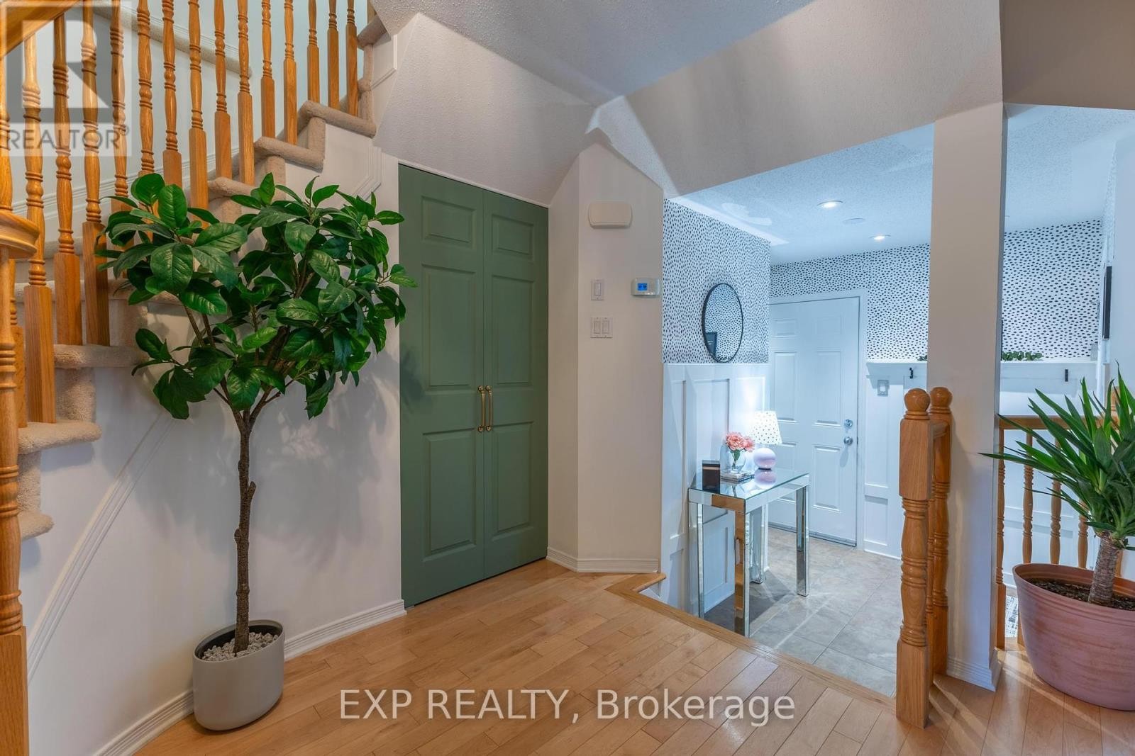 












2341 GLANDRIEL CRESCENT

,
Ottawa,




Ontario
K4A4S8

