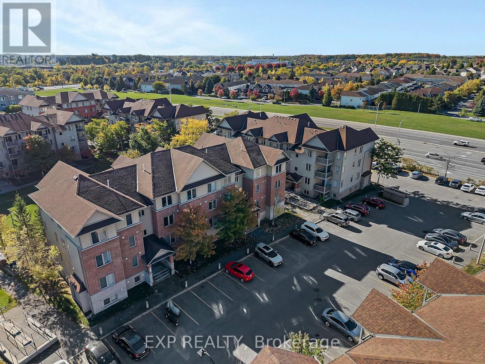 












6 - 585 STONEFIELD PRIVATE

,
Ottawa,




Ontario
K2G4R4

