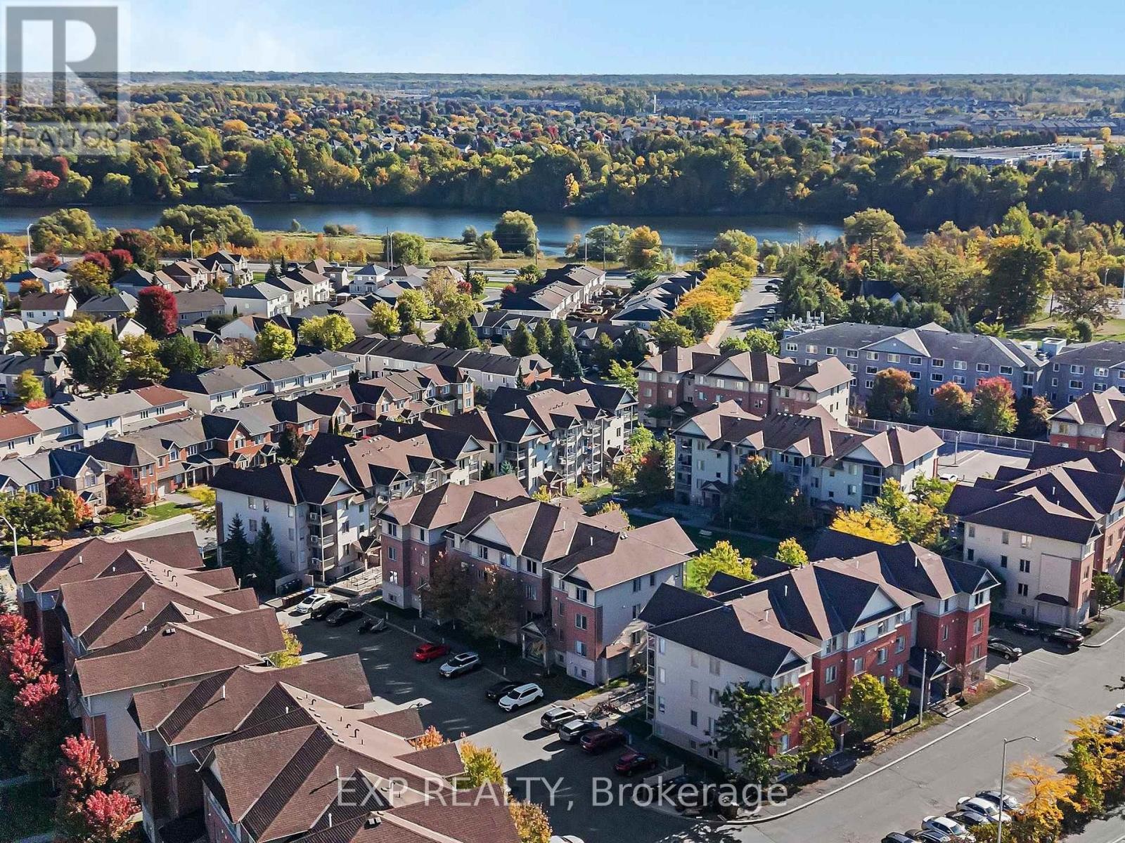 












6 - 585 STONEFIELD PRIVATE

,
Ottawa,




Ontario
K2G4R4

