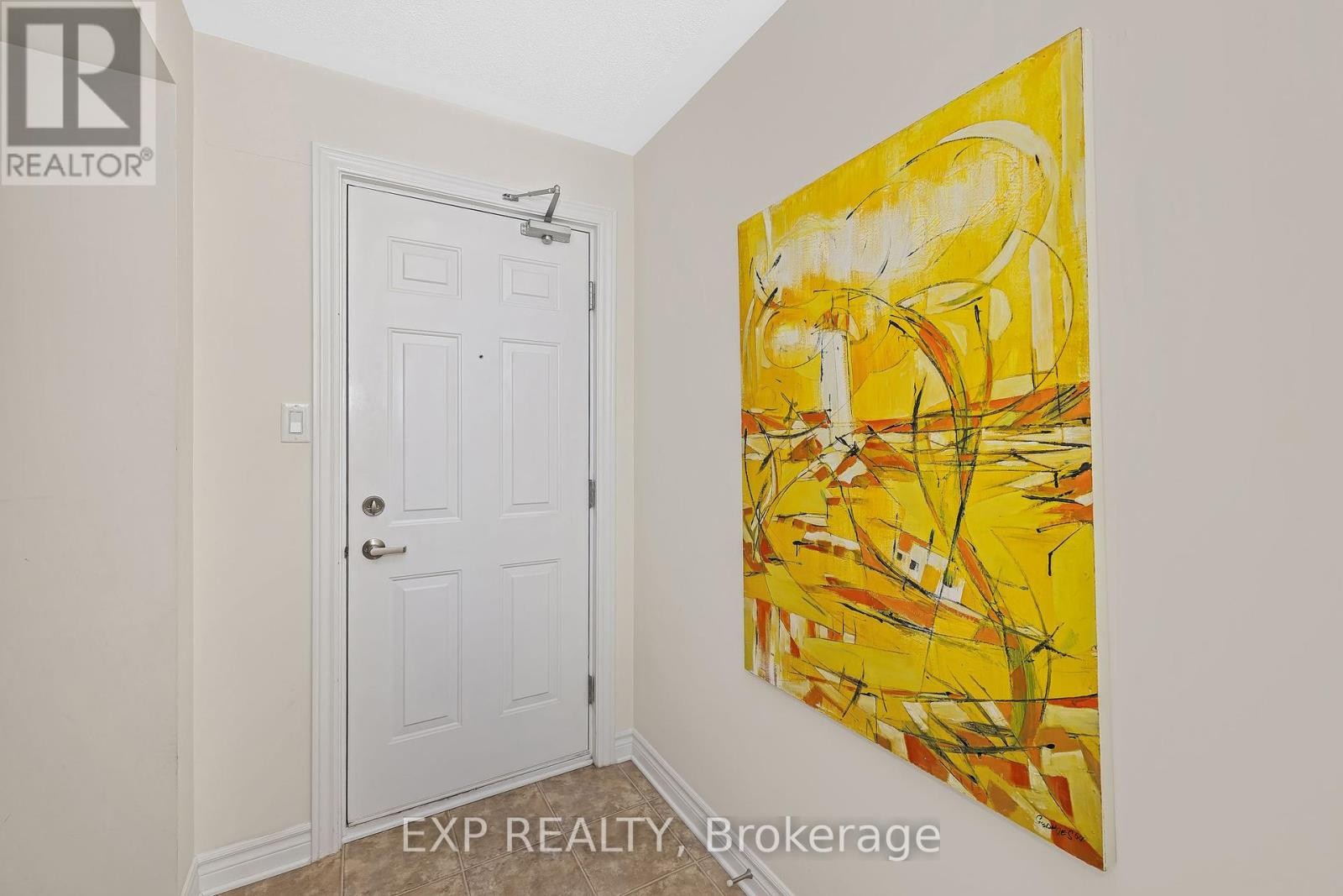 












6 - 585 STONEFIELD PRIVATE

,
Ottawa,




Ontario
K2G4R4

