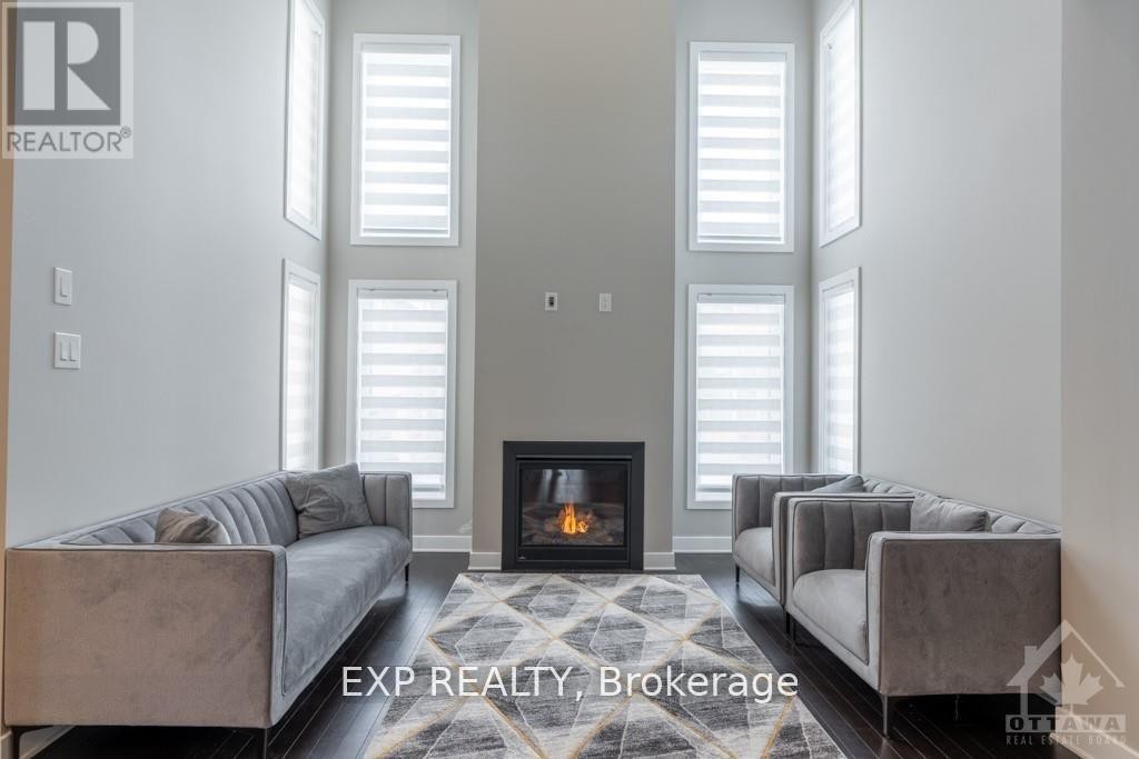












310 WABASSO LANE

,
Ottawa,




Ontario
K1T0S9

