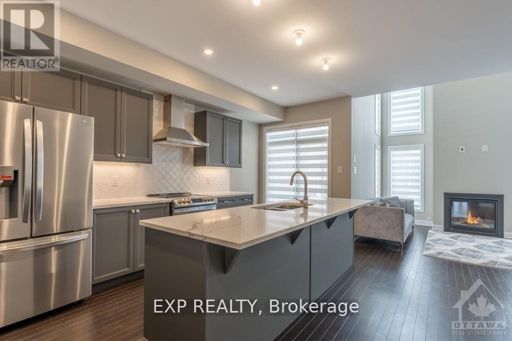 












310 WABASSO LANE

,
Ottawa,




Ontario
K1T0S9

