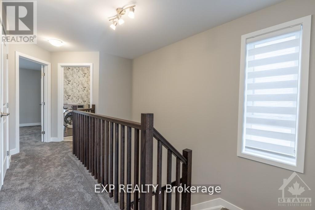 












310 WABASSO LANE

,
Ottawa,




Ontario
K1T0S9


