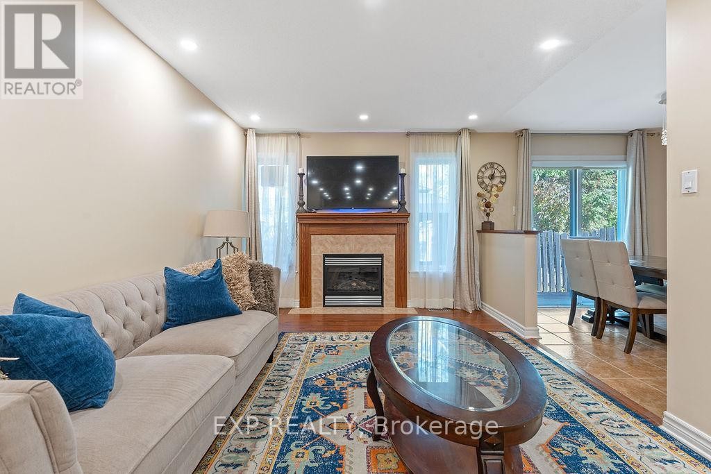 












4085 KELLY FARM DRIVE

,
Ottawa,




Ontario
K1T4J3

