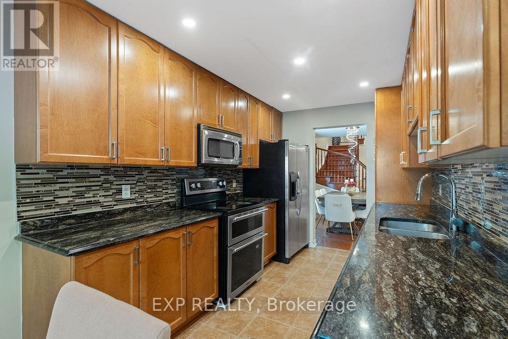 












4085 KELLY FARM DRIVE

,
Ottawa,




Ontario
K1T4J3

