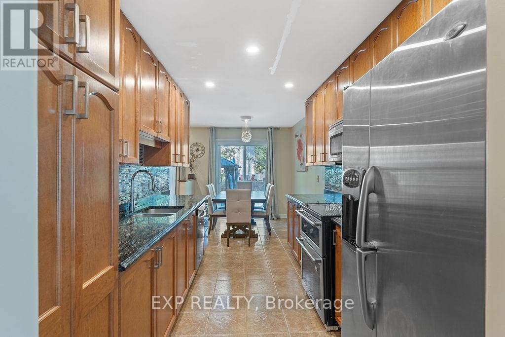 












4085 KELLY FARM DRIVE

,
Ottawa,




Ontario
K1T4J3

