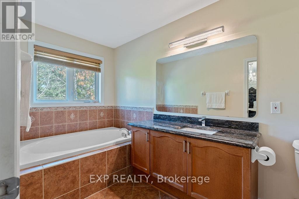 












4085 KELLY FARM DRIVE

,
Ottawa,




Ontario
K1T4J3

