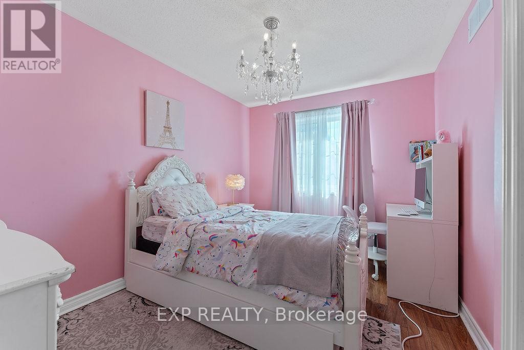 












4085 KELLY FARM DRIVE

,
Ottawa,




Ontario
K1T4J3

