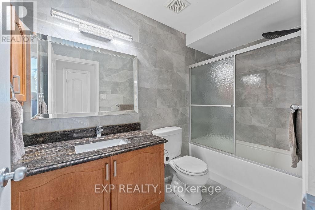 












4085 KELLY FARM DRIVE

,
Ottawa,




Ontario
K1T4J3

