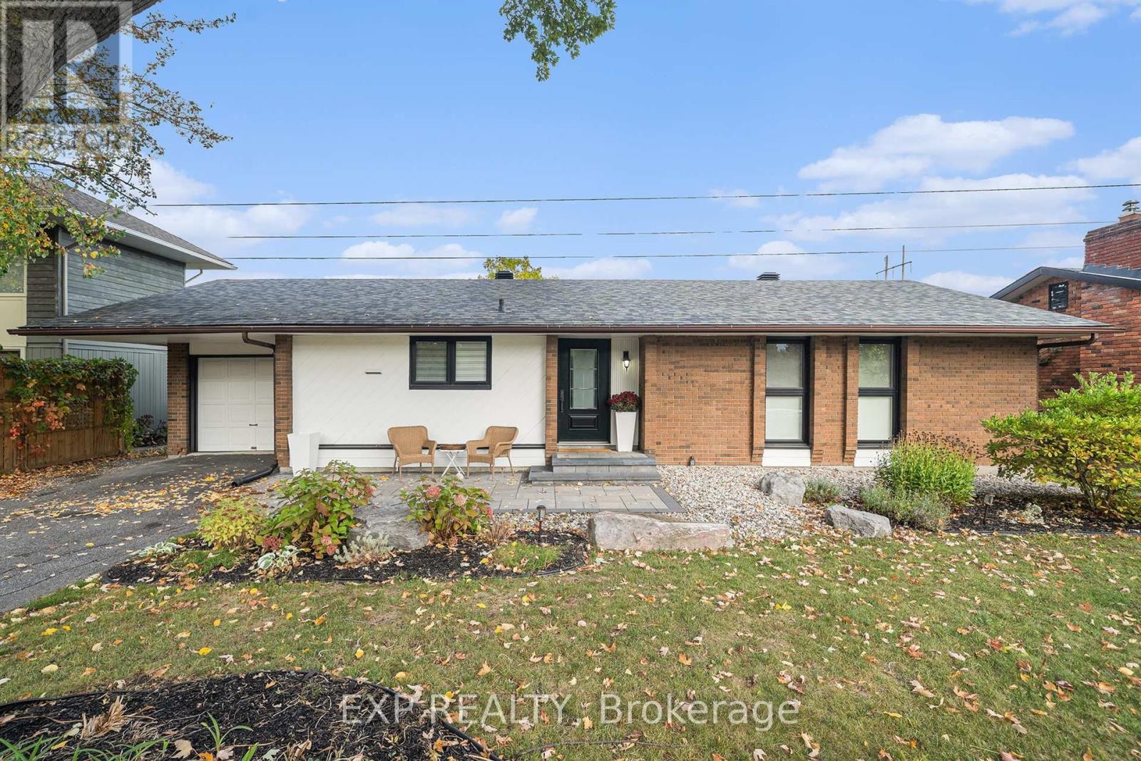 












203 PENFIELD DRIVE

,
Ottawa,




Ontario
K2K1M8


