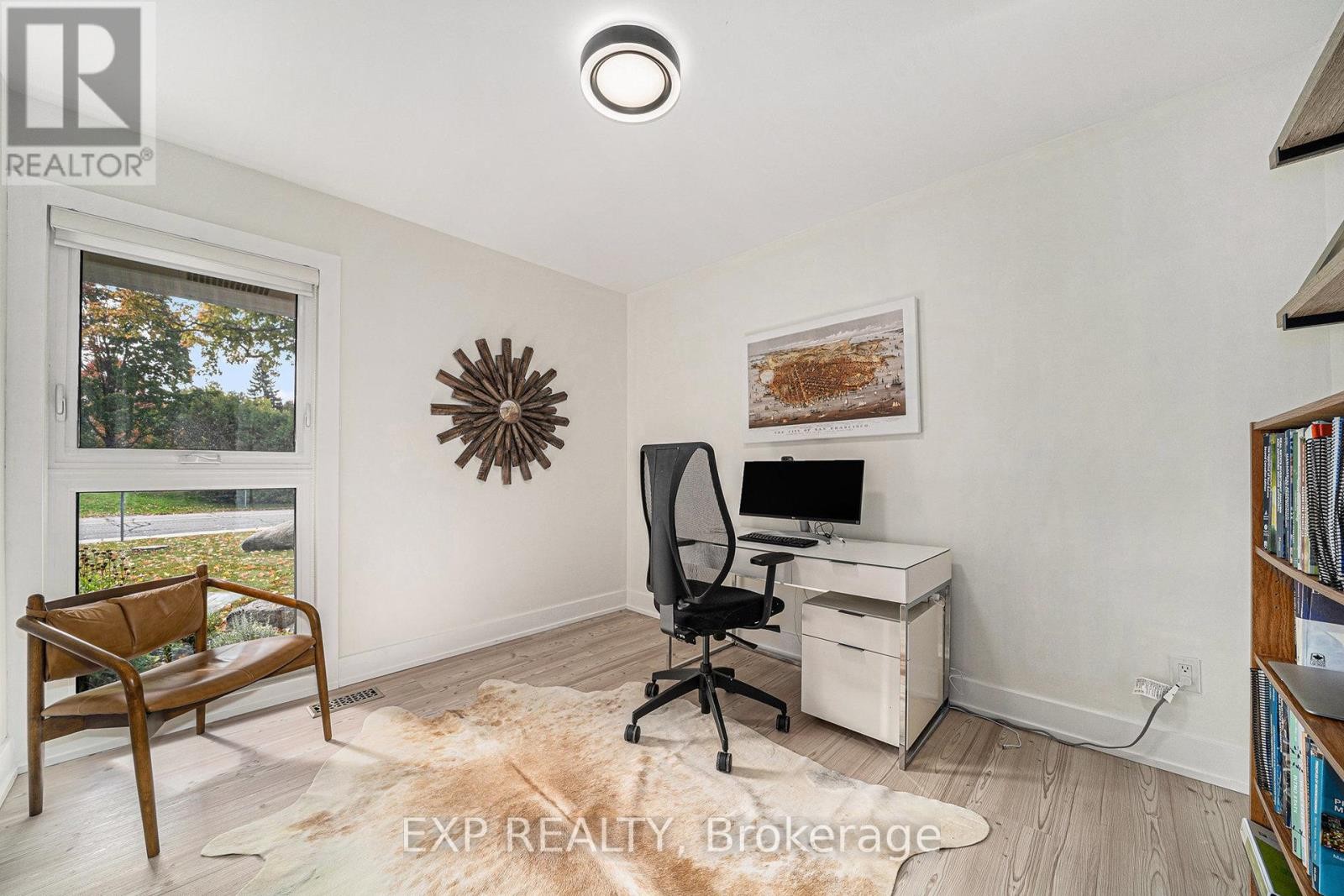 












203 PENFIELD DRIVE

,
Ottawa,




Ontario
K2K1M8

