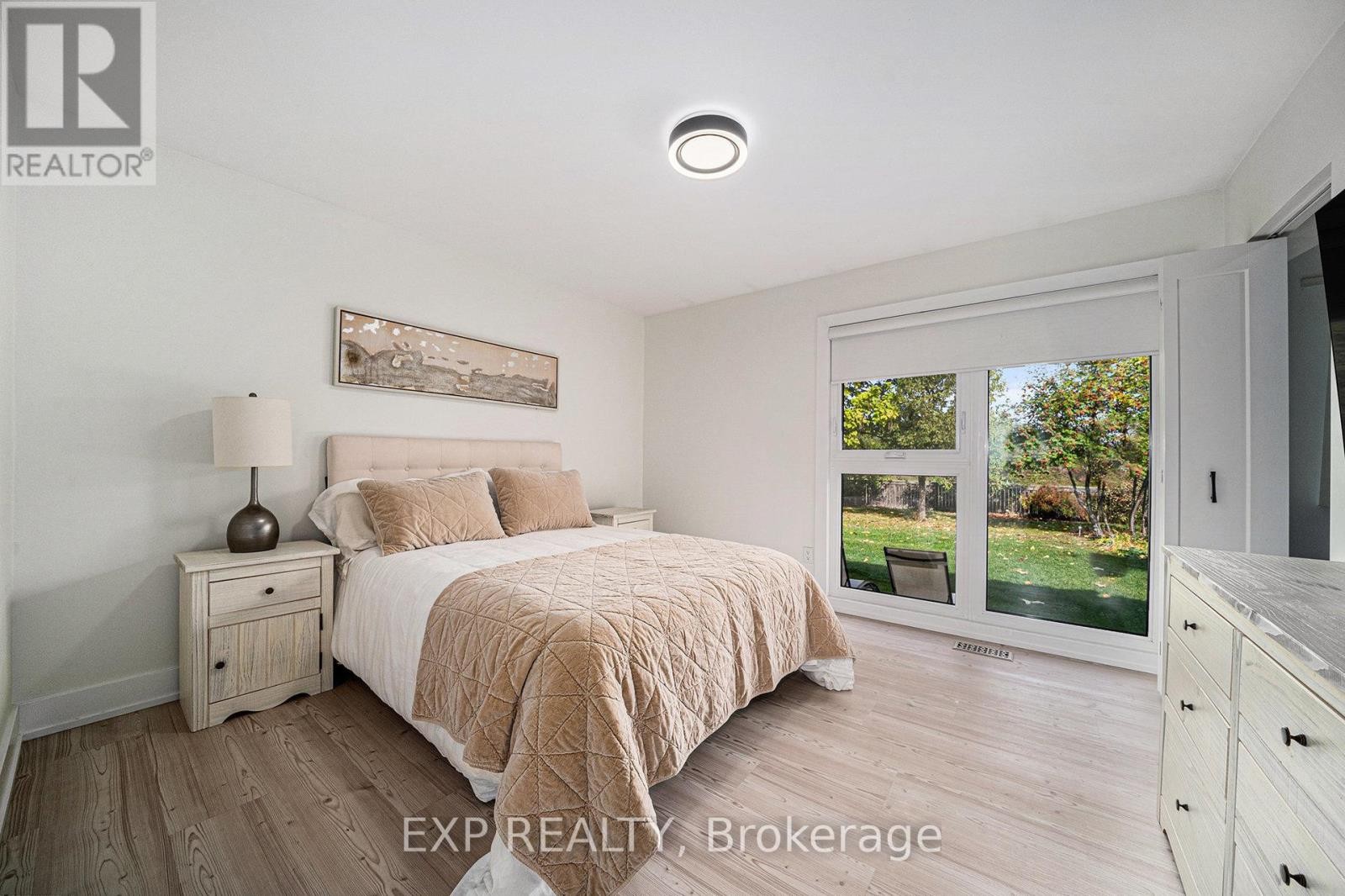 












203 PENFIELD DRIVE

,
Ottawa,




Ontario
K2K1M8

