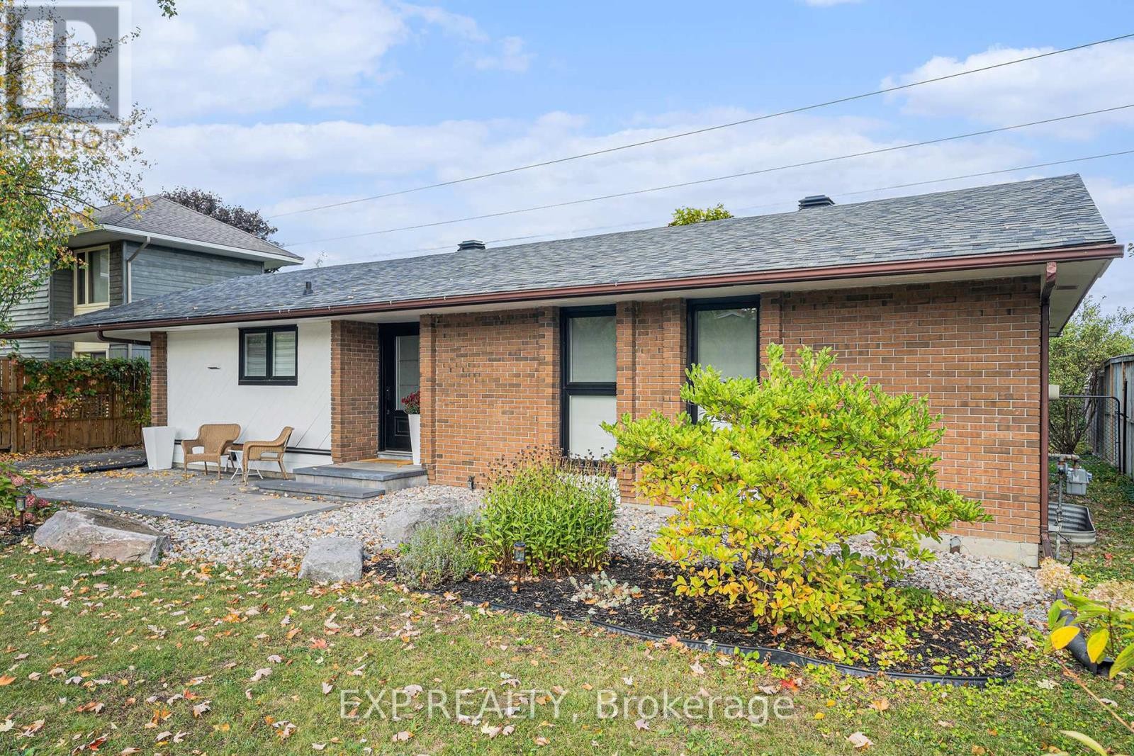 












203 PENFIELD DRIVE

,
Ottawa,




Ontario
K2K1M8

