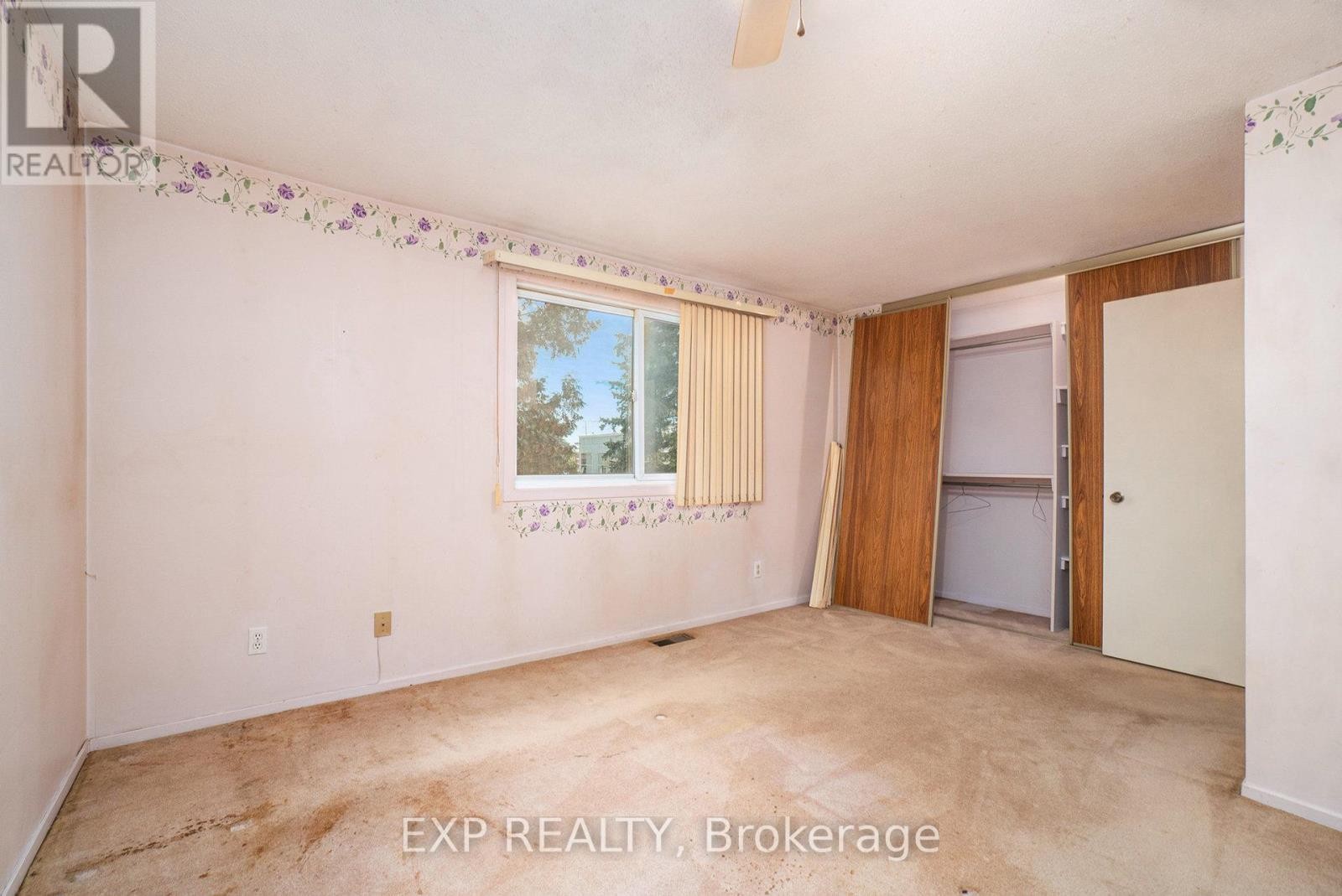 












C - 1699C LAMOUREUX DRIVE

,
Ottawa,




Ontario
K1E2N3

