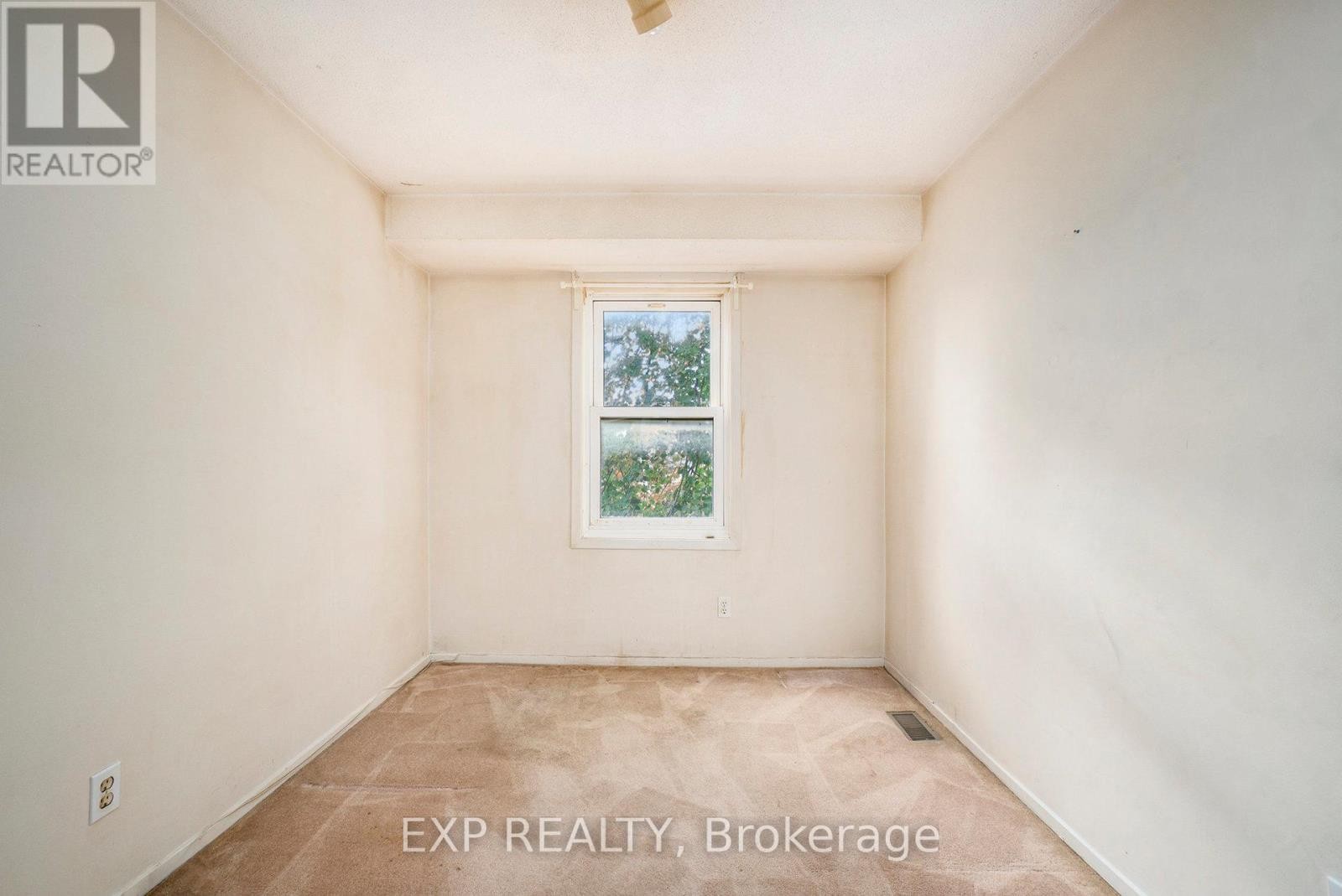 












C - 1699C LAMOUREUX DRIVE

,
Ottawa,




Ontario
K1E2N3

