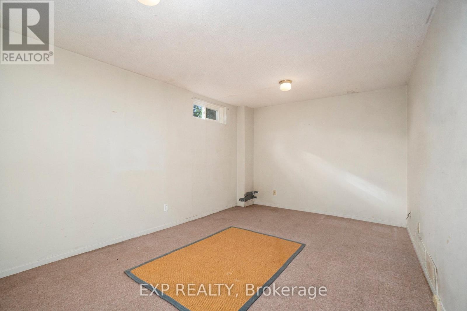 












C - 1699C LAMOUREUX DRIVE

,
Ottawa,




Ontario
K1E2N3

