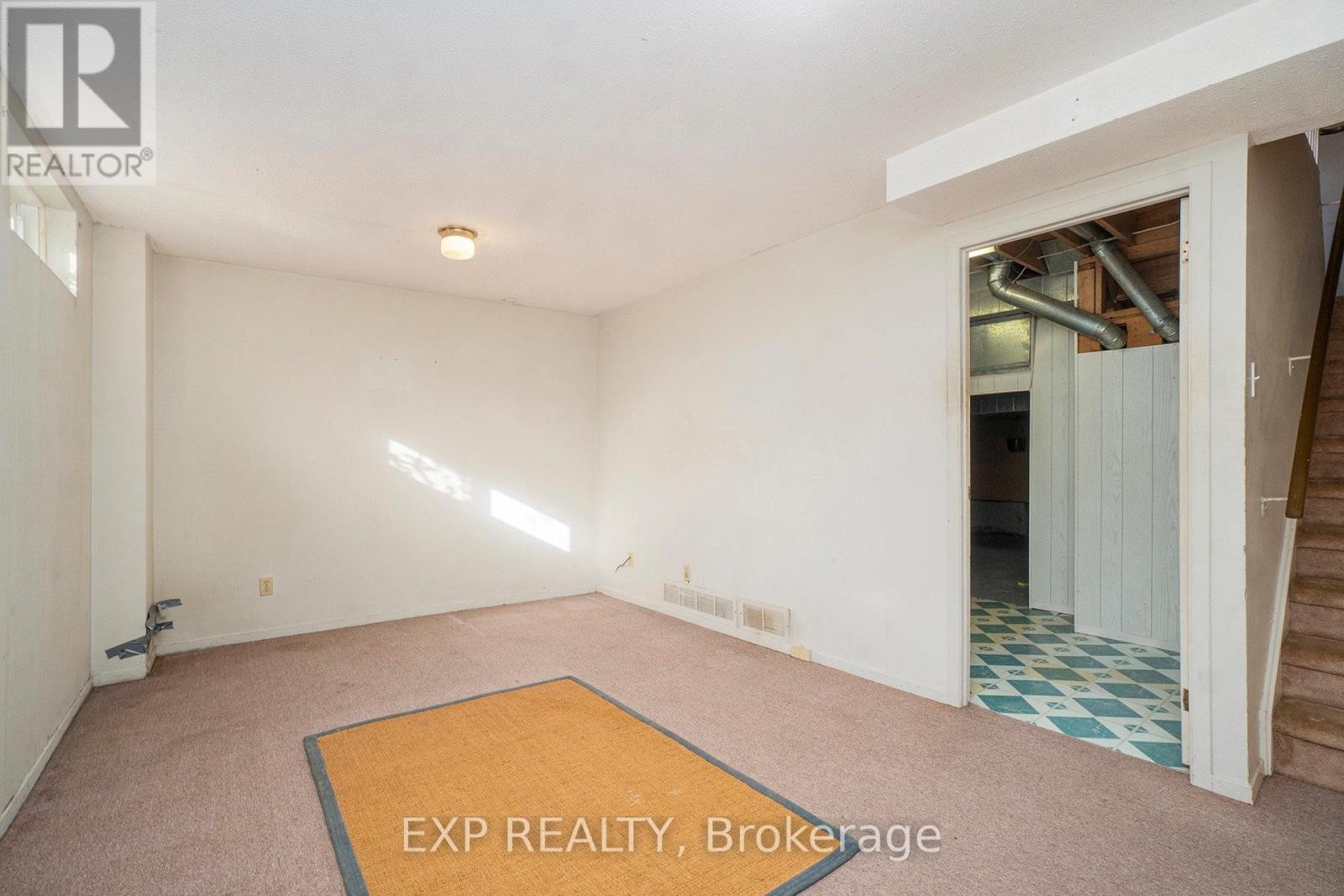 












C - 1699C LAMOUREUX DRIVE

,
Ottawa,




Ontario
K1E2N3

