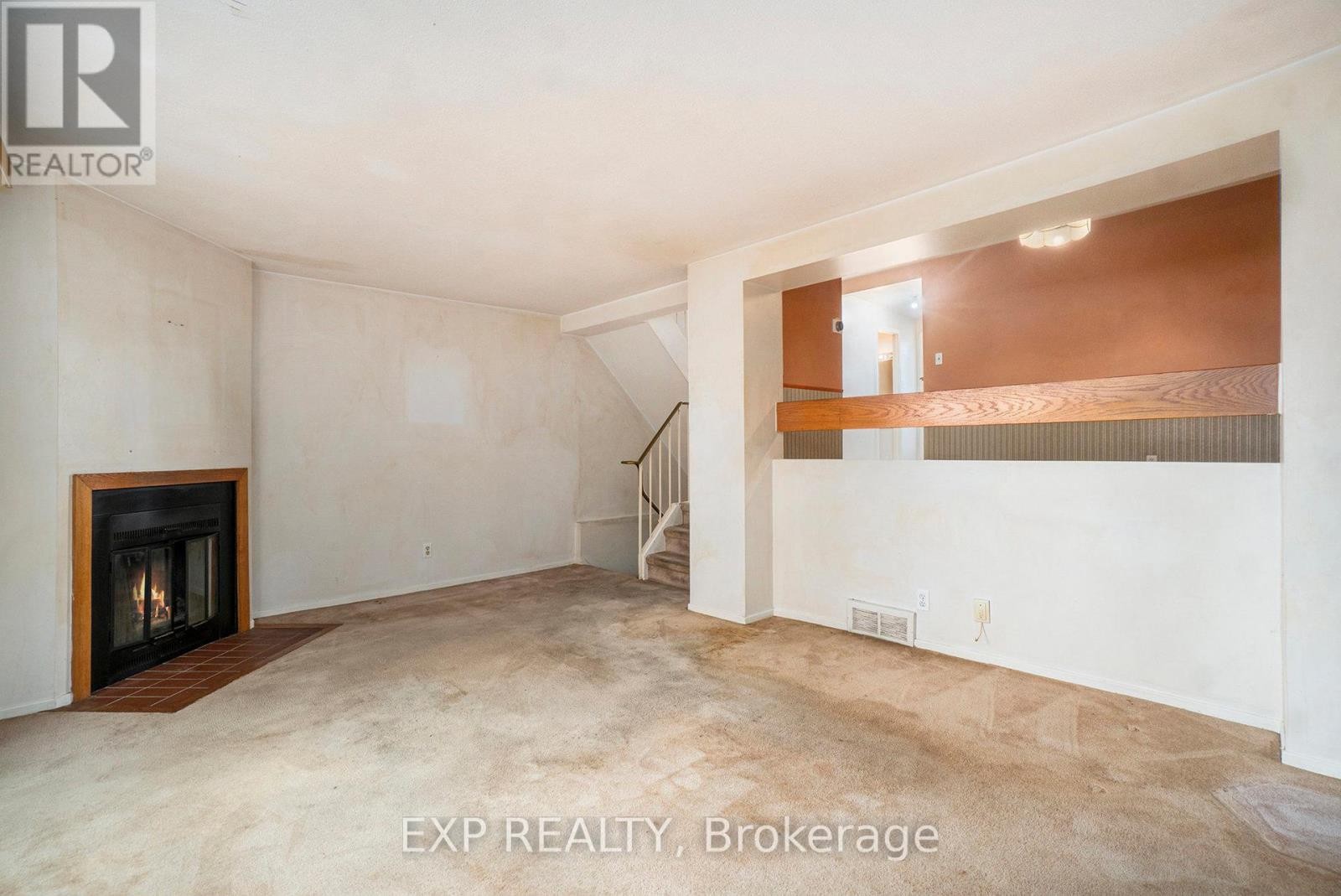 












C - 1699C LAMOUREUX DRIVE

,
Ottawa,




Ontario
K1E2N3

