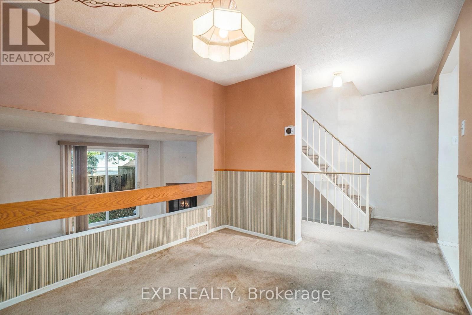 












C - 1699C LAMOUREUX DRIVE

,
Ottawa,




Ontario
K1E2N3


