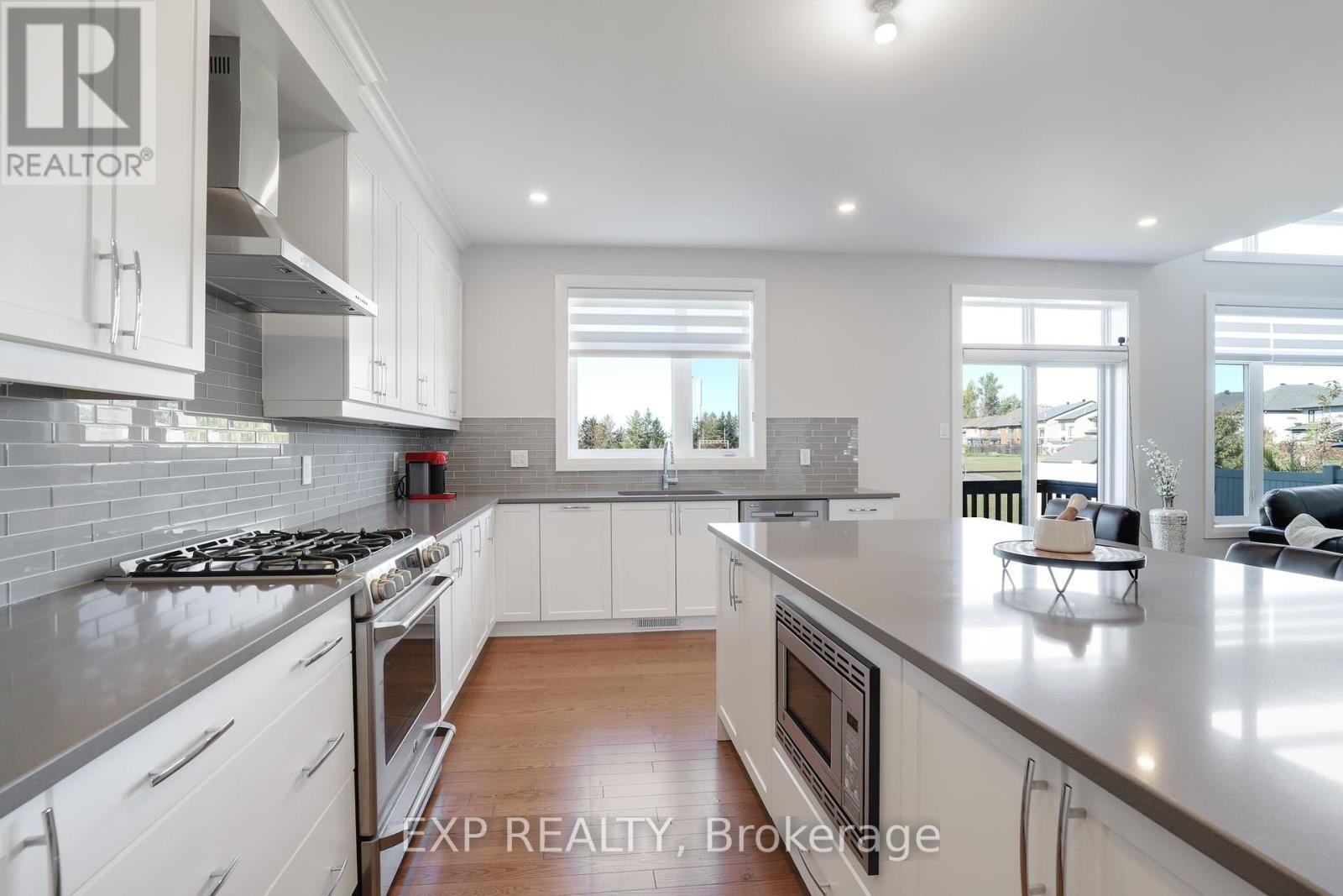 












143 CAMBIE ROAD

,
Ottawa,




Ontario
K1X0A6

