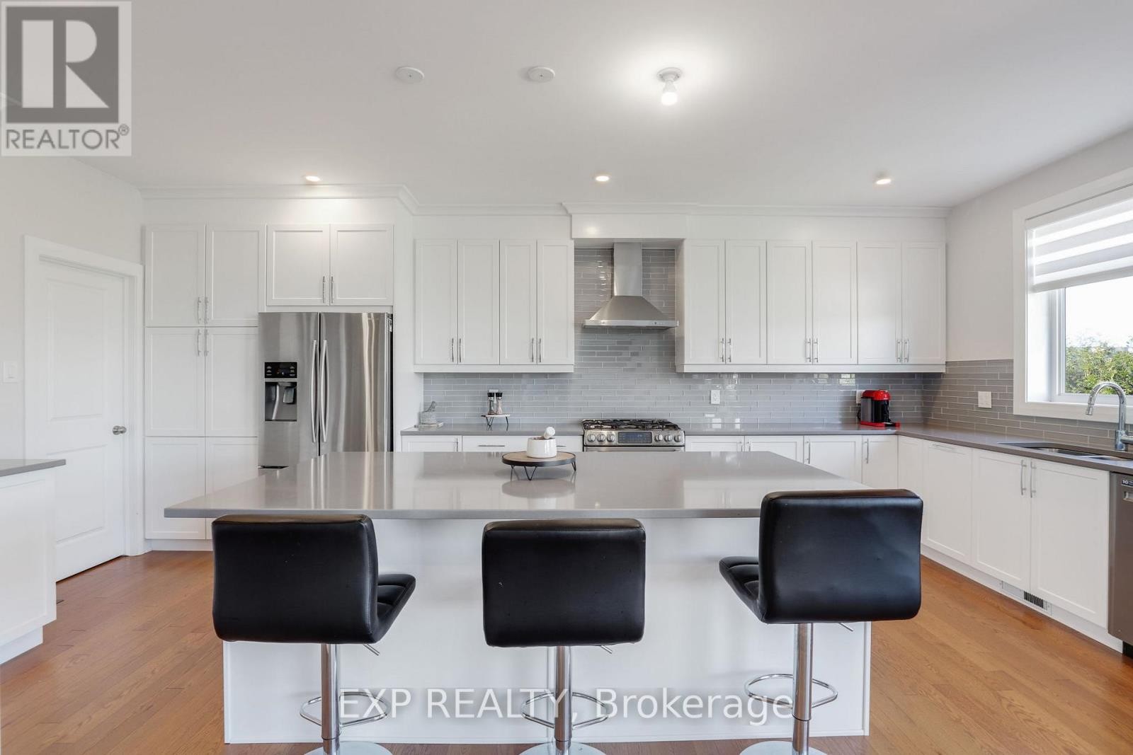 












143 CAMBIE ROAD

,
Ottawa,




Ontario
K1X0A6

