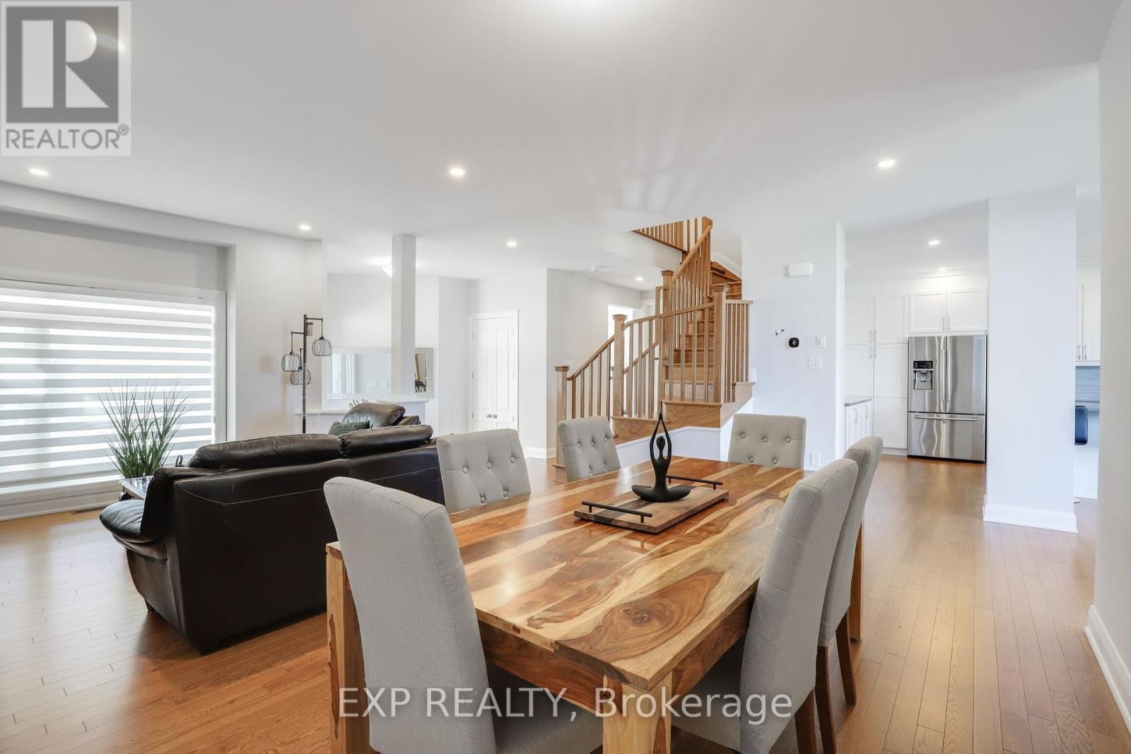 












143 CAMBIE ROAD

,
Ottawa,




Ontario
K1X0A6


