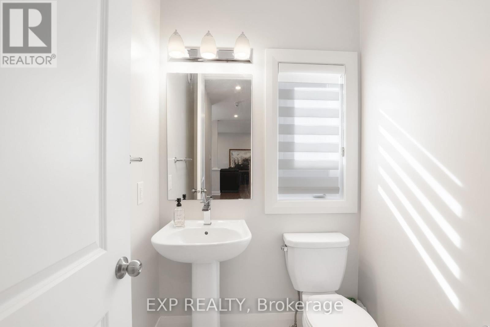 












143 CAMBIE ROAD

,
Ottawa,




Ontario
K1X0A6

