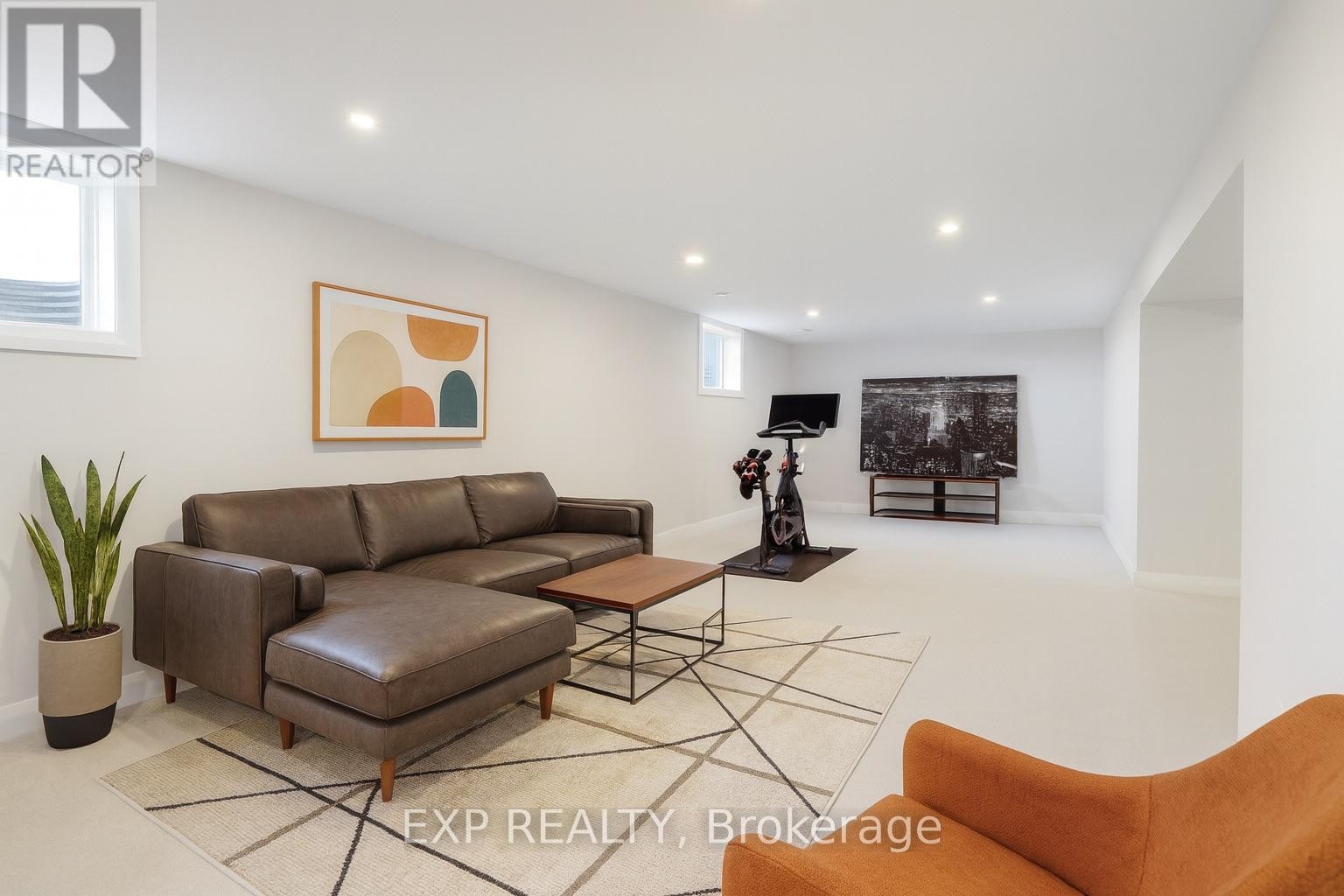 












143 CAMBIE ROAD

,
Ottawa,




Ontario
K1X0A6

