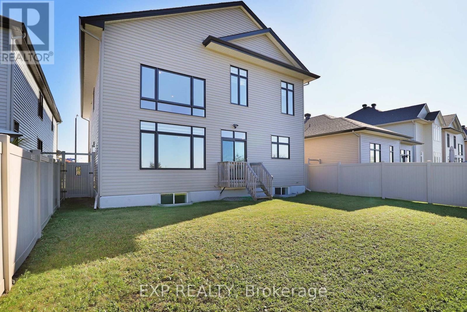 












143 CAMBIE ROAD

,
Ottawa,




Ontario
K1X0A6


