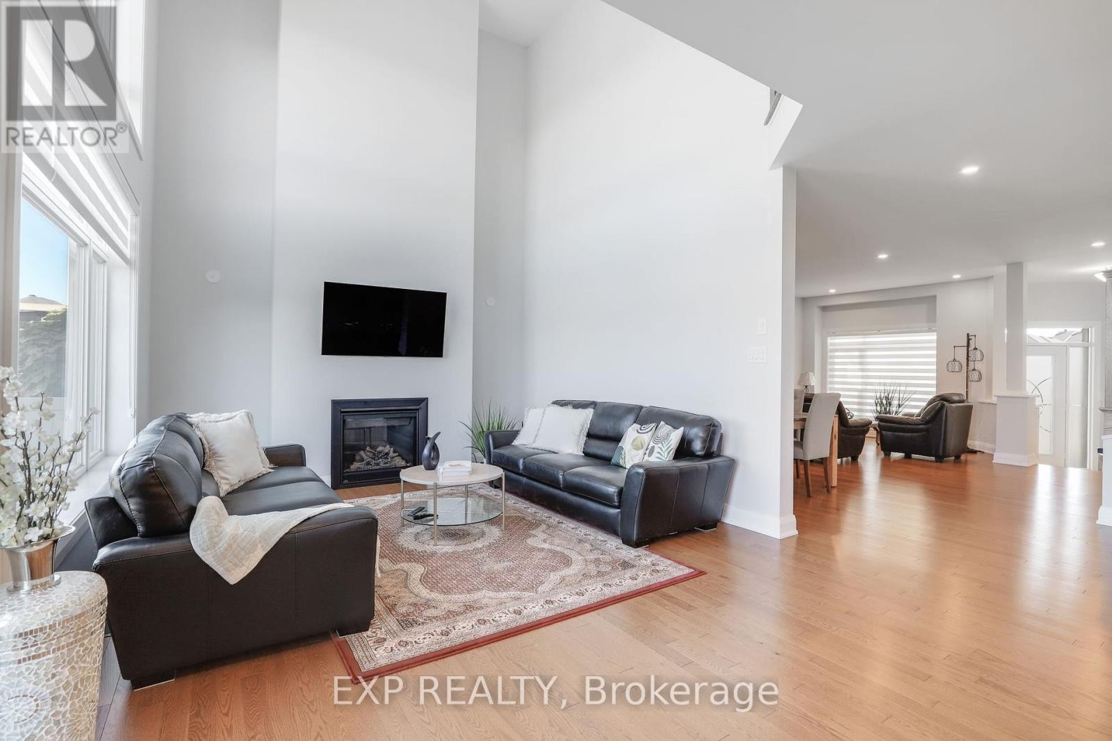 












143 CAMBIE ROAD

,
Ottawa,




Ontario
K1X0A6

