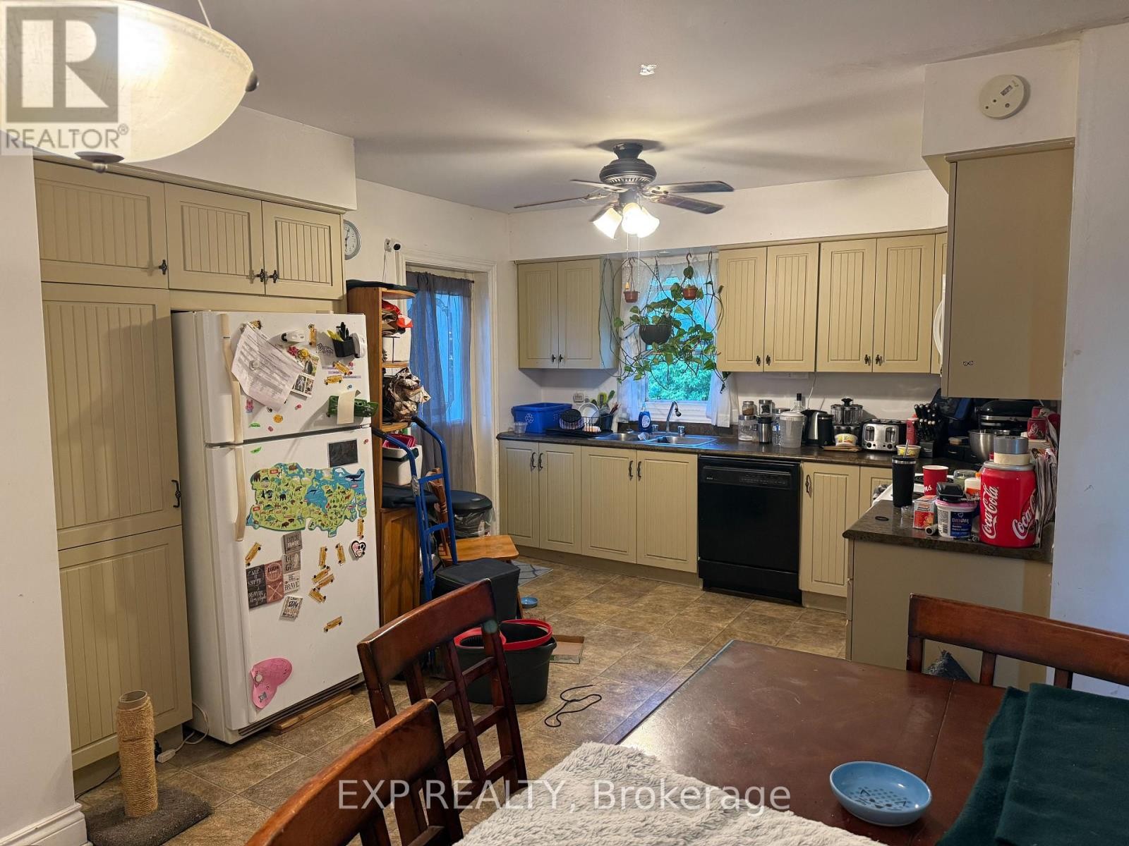 












37 TIMOTHY AVENUE

,
Cornwall,




Ontario
K6J1K4

