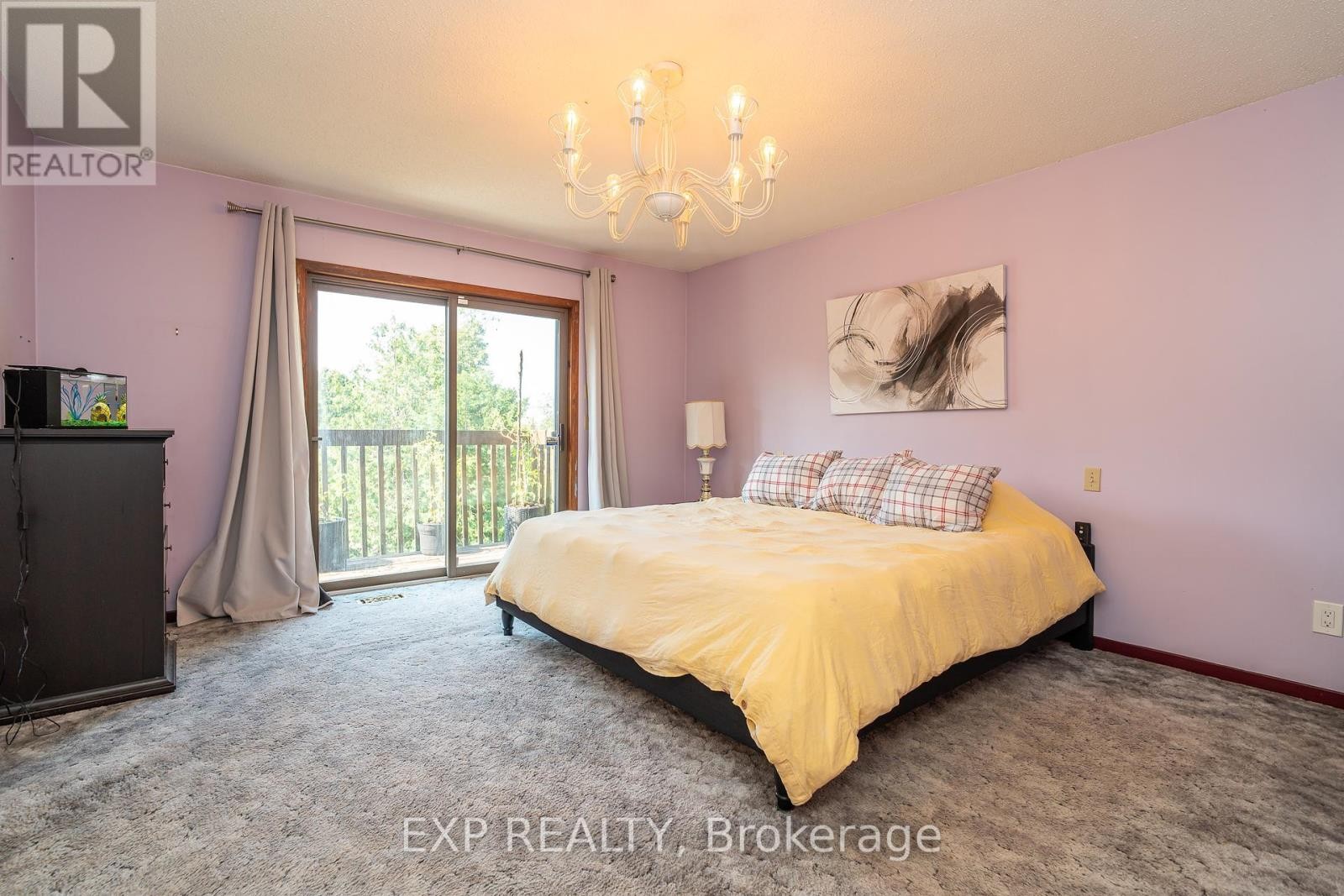 












1437 USBORNE STREET

,
McNab/Braeside,




Ontario
K0A1G0

