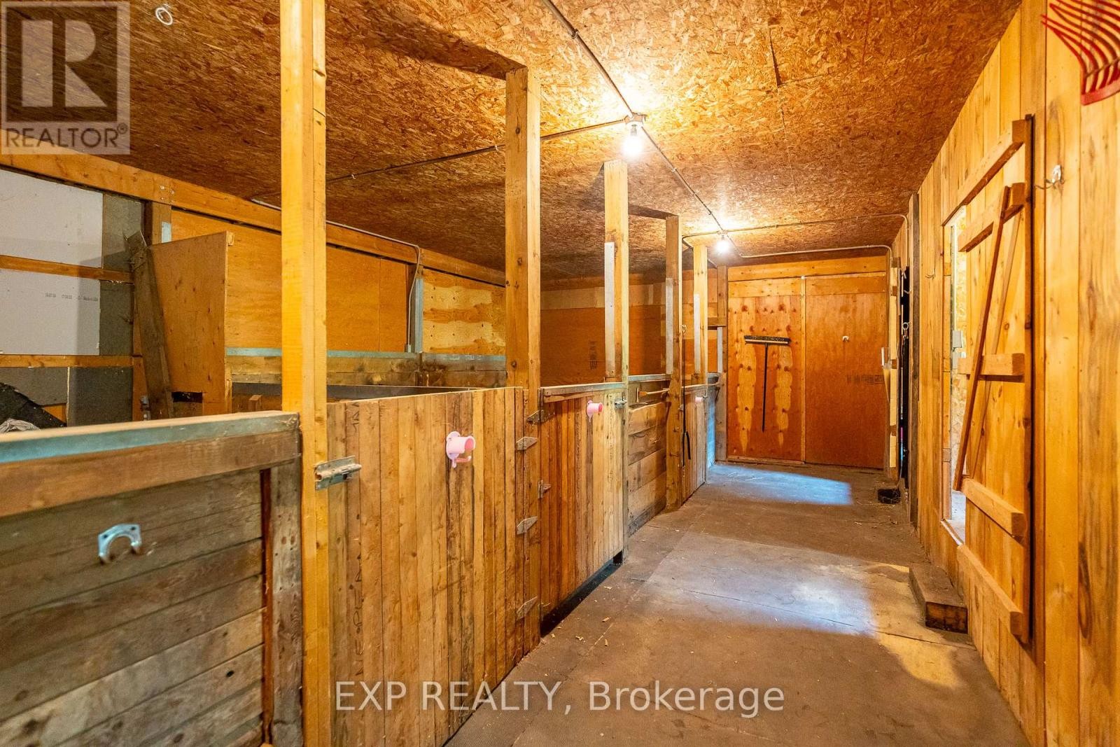 












1437 USBORNE STREET

,
McNab/Braeside,




Ontario
K0A1G0

