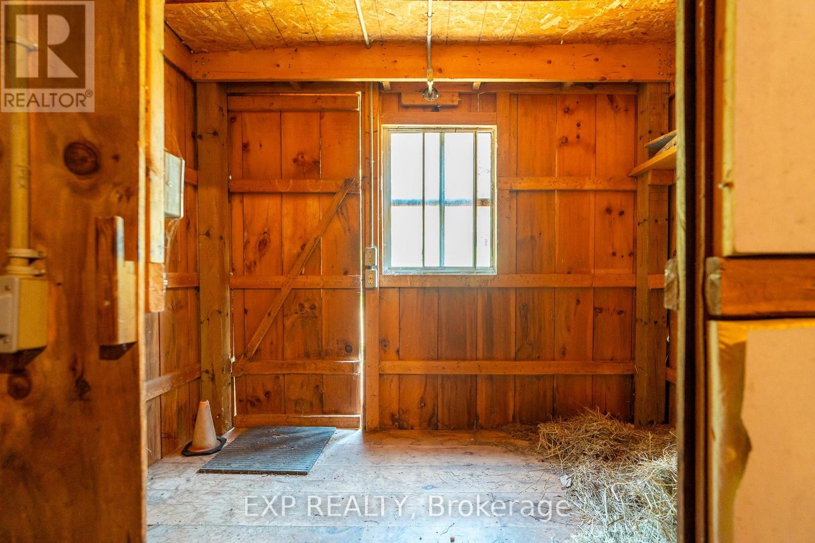 












1437 USBORNE STREET

,
McNab/Braeside,




Ontario
K0A1G0

