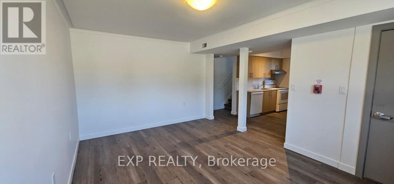 












01 - 216 MCARTHUR AVENUE

,
Ottawa,




Ontario
K1L6P5

