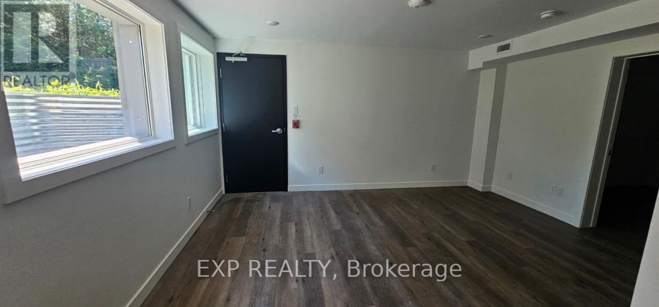 












02 - 216 MCARTHUR AVENUE

,
Ottawa,




Ontario
K1L6P5

