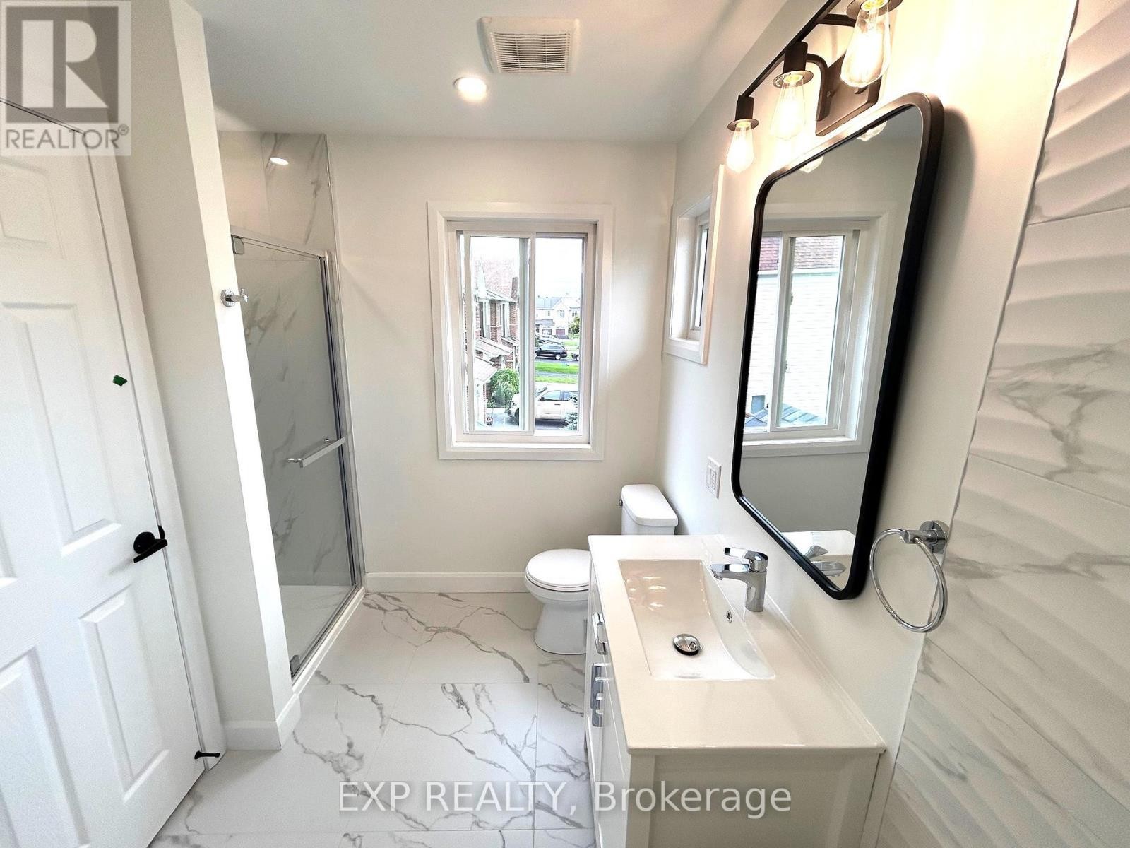 












848 ASHENVALE WAY

,
Ottawa,




Ontario
K4A0S1

