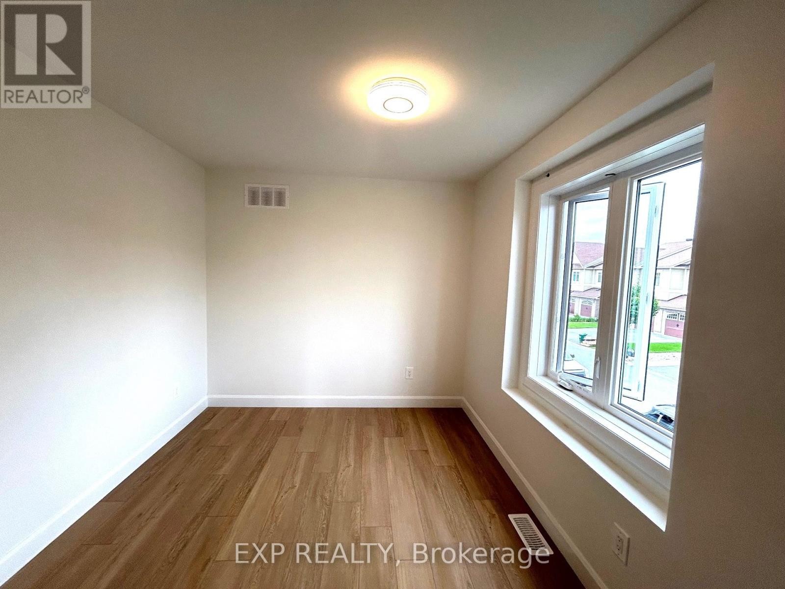 












848 ASHENVALE WAY

,
Ottawa,




Ontario
K4A0S1

