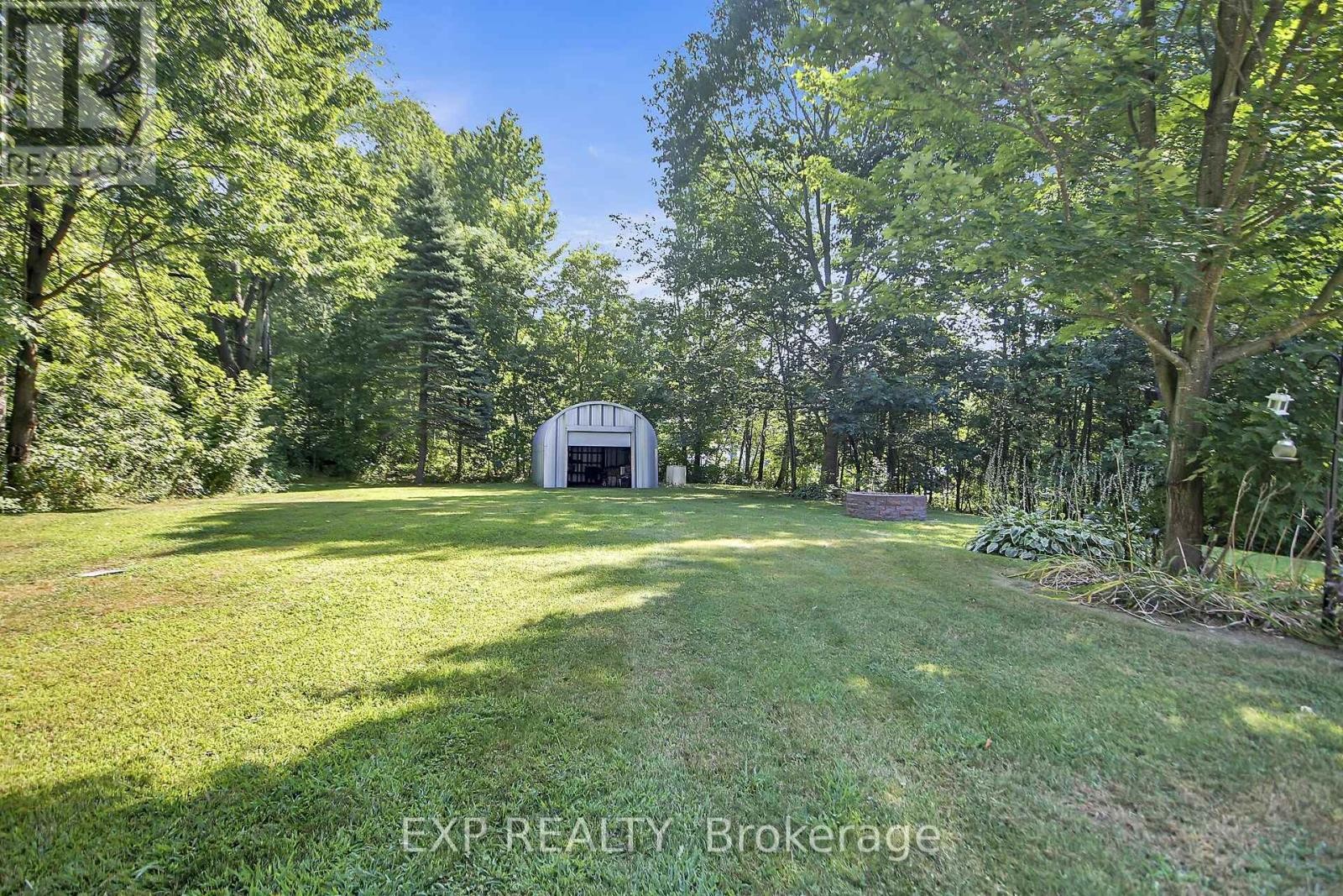 












1083 EADIE ROAD

,
Russell,




Ontario
K4R1E5


