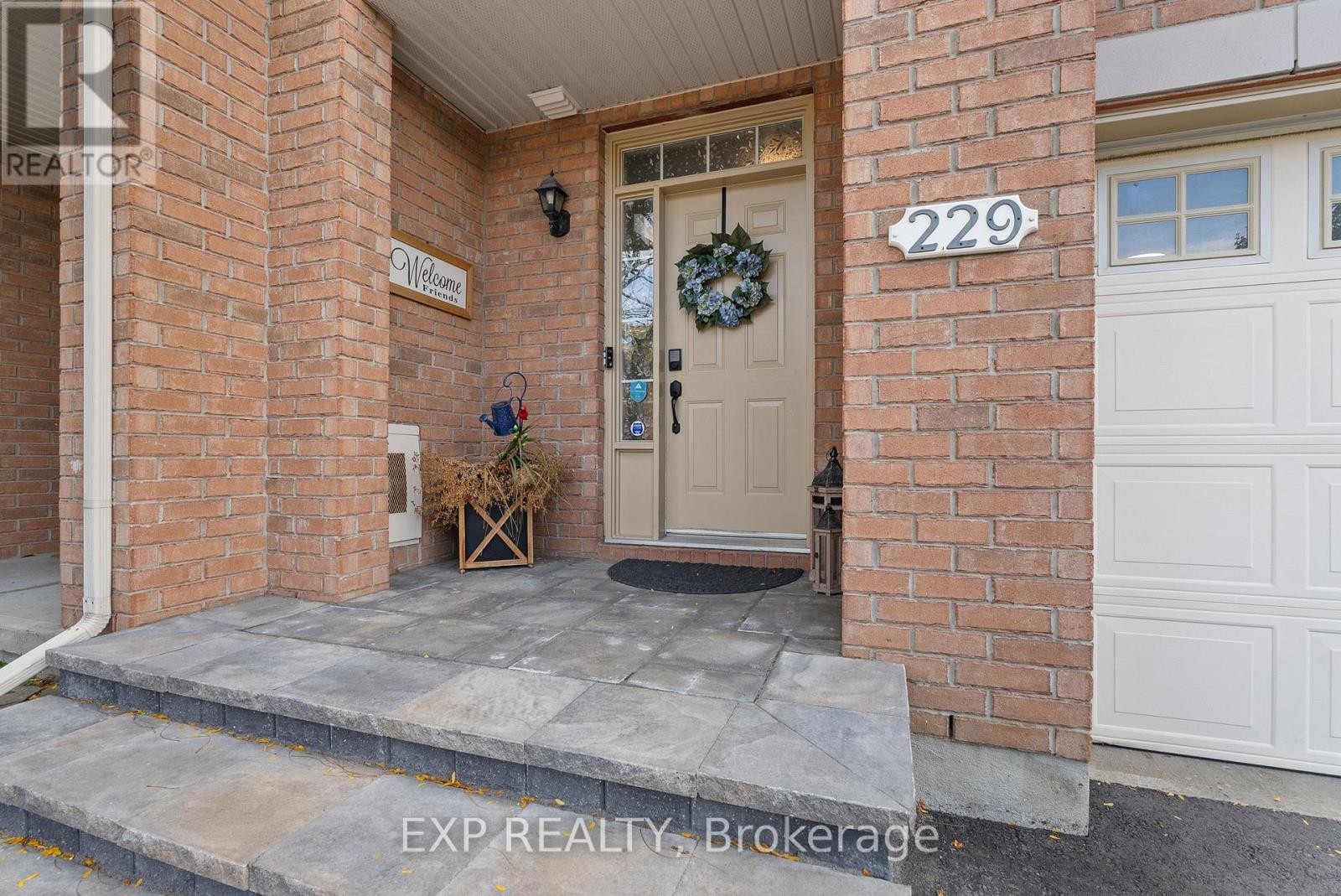 












229 DUNTROON CIRCLE

,
Ottawa,




Ontario
K1T4C9

