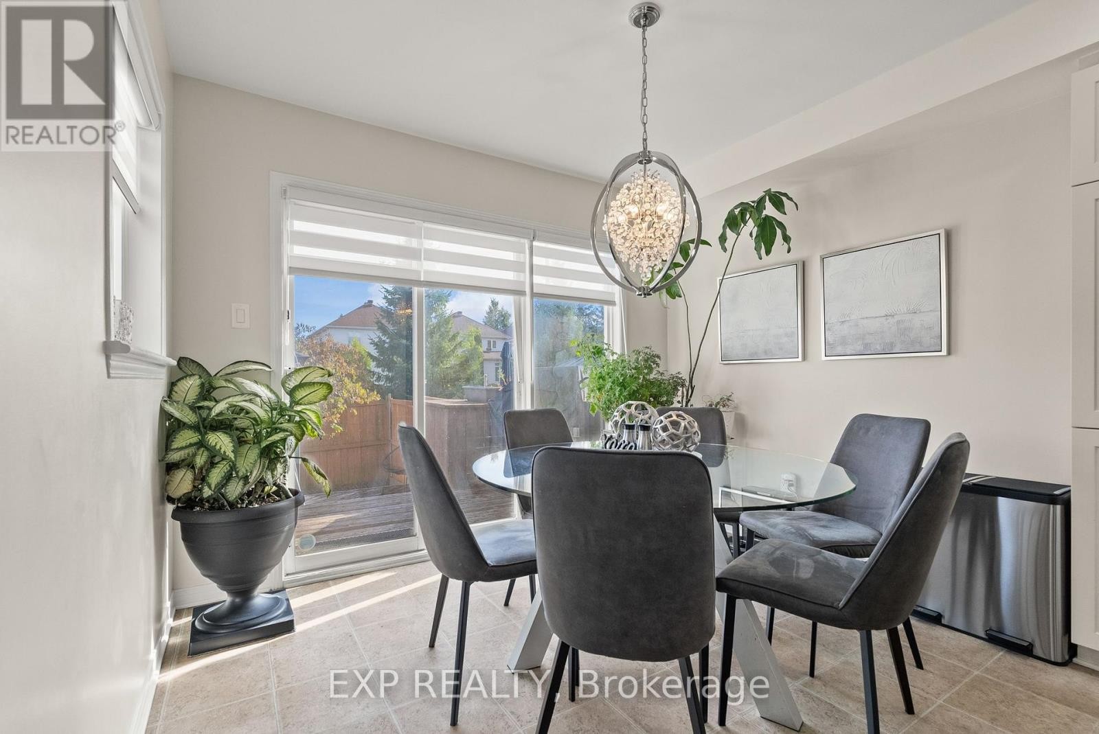 












229 DUNTROON CIRCLE

,
Ottawa,




Ontario
K1T4C9

