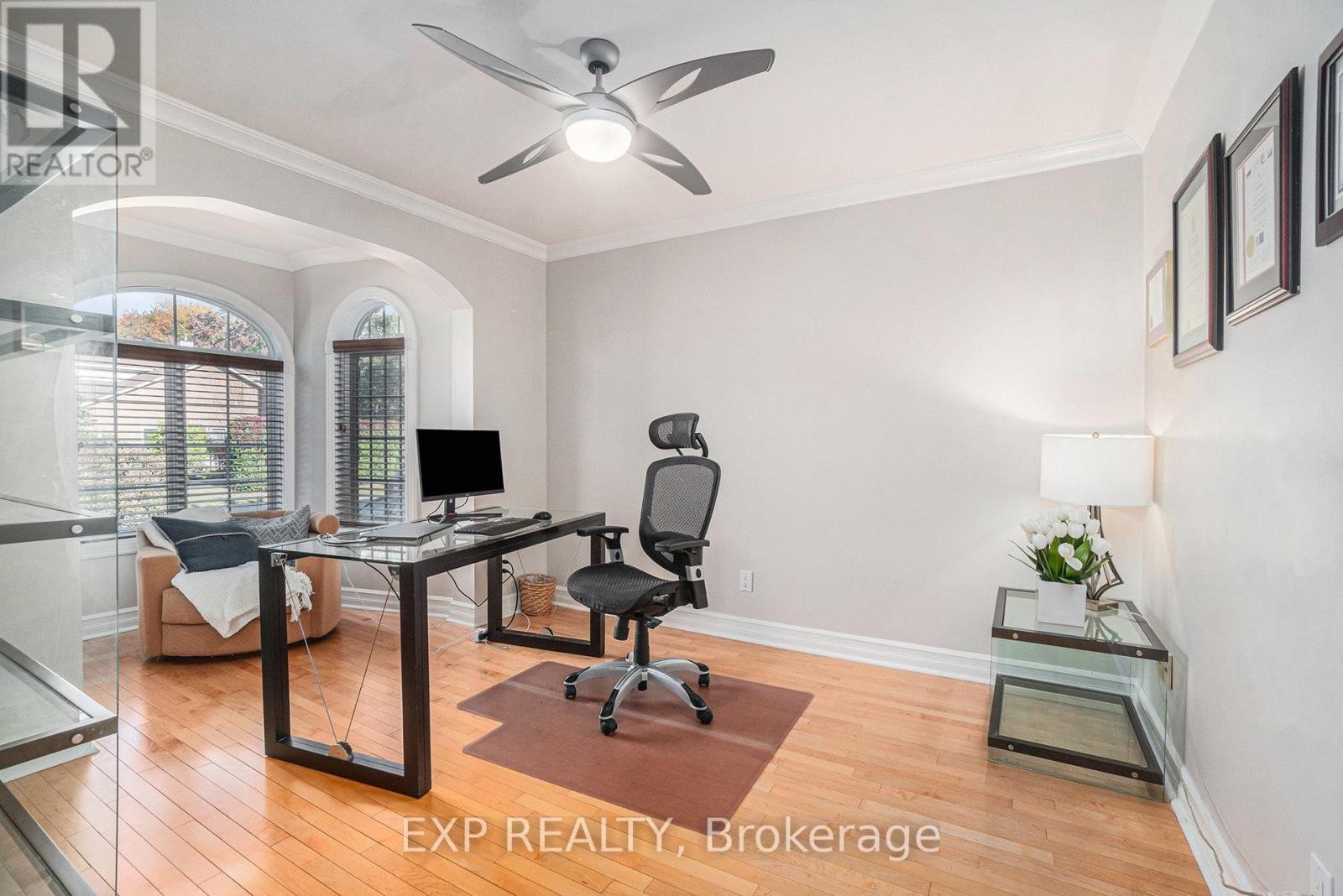 












150 TOPAZE AVENUE

,
Ottawa,




Ontario
K4B1K1

