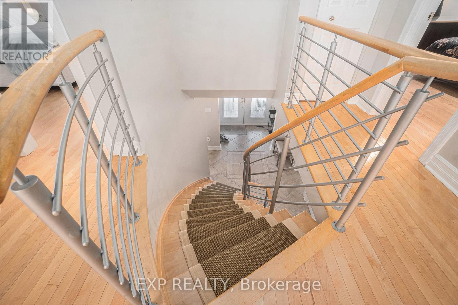 












150 TOPAZE AVENUE

,
Ottawa,




Ontario
K4B1K1

