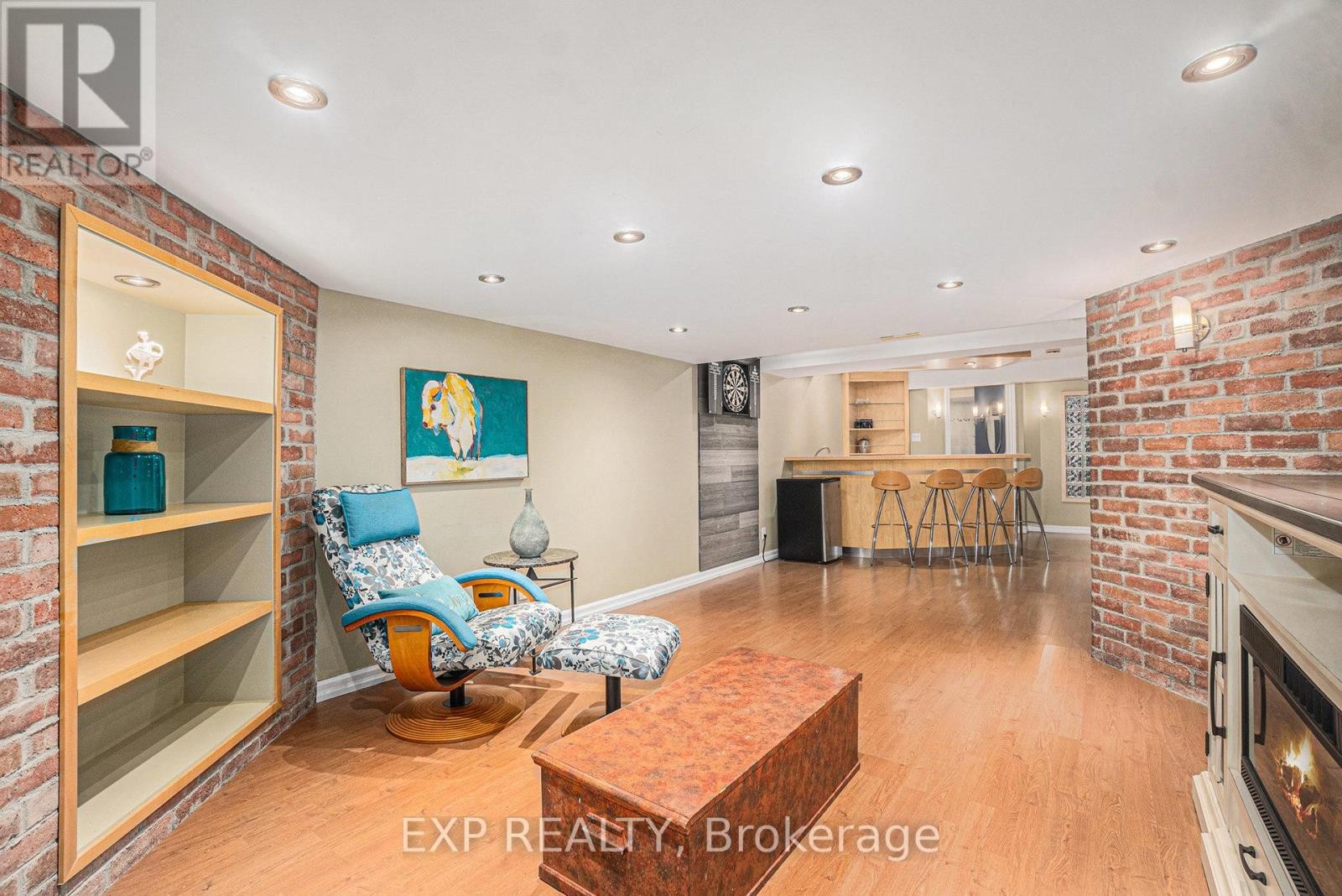 












150 TOPAZE AVENUE

,
Ottawa,




Ontario
K4B1K1

