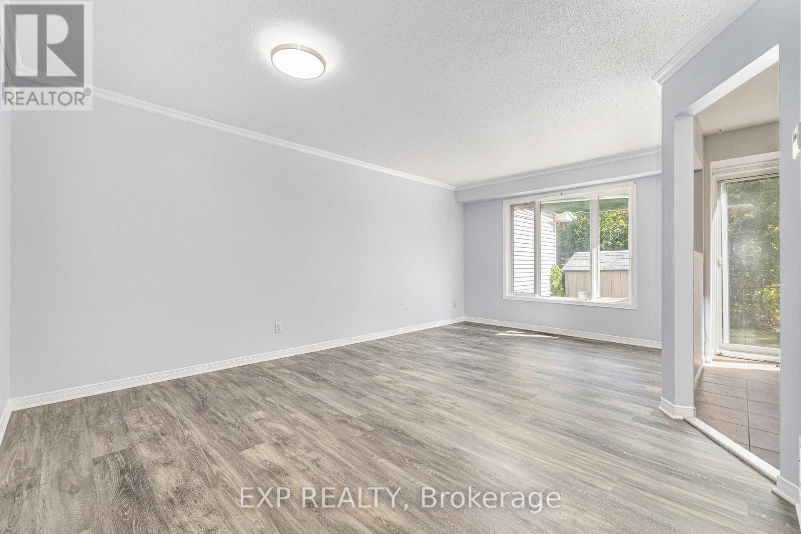 












103 BANCHORY CRESCENT

,
Ottawa,




Ontario
K2K2V2

